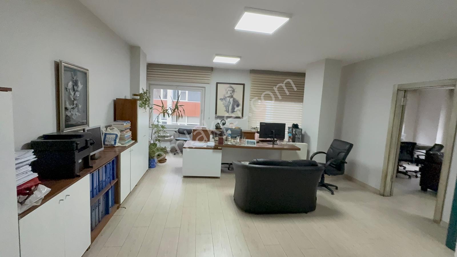 Trabzon Meydan'da Satılık Ofis - Görsel 21