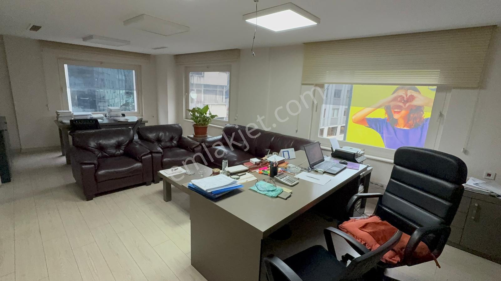 Trabzon Meydan'da Satılık Ofis - Görsel 2
