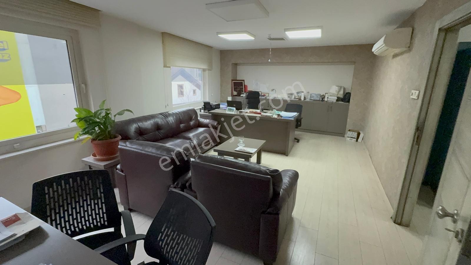 Trabzon Meydan'da Satılık Ofis - Görsel 3