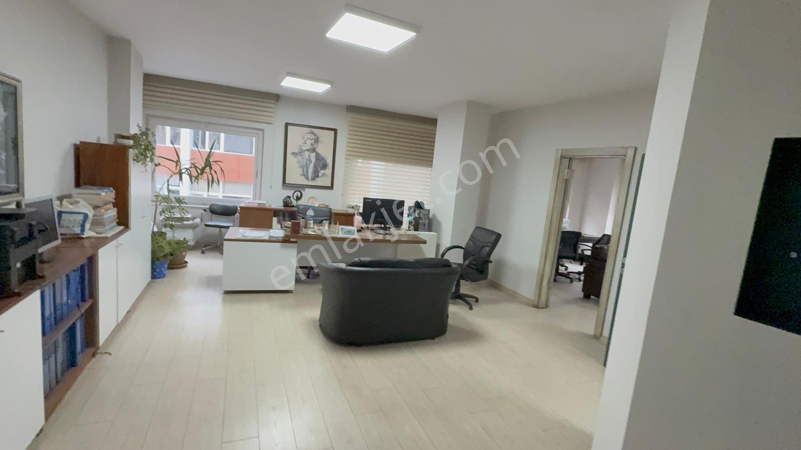Trabzon Meydan'da Satılık Ofis - Görsel 14
