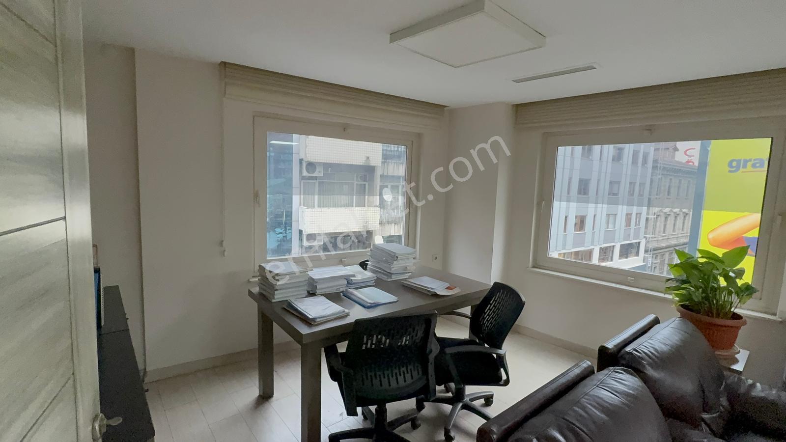 Trabzon Meydan'da Satılık Ofis - Görsel 4