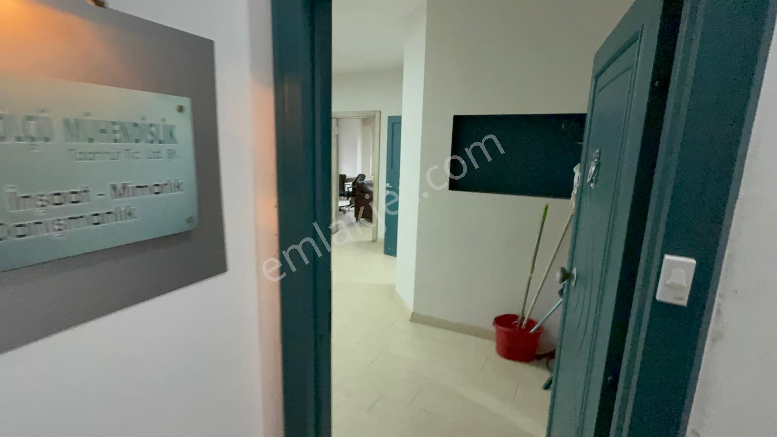 Trabzon Meydan'da Satılık Ofis - Görsel 23