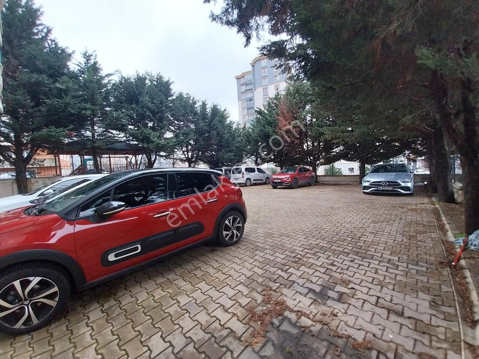 Site Özellikli Binada Önü Açık Ferah Fırsat - Görsel 9