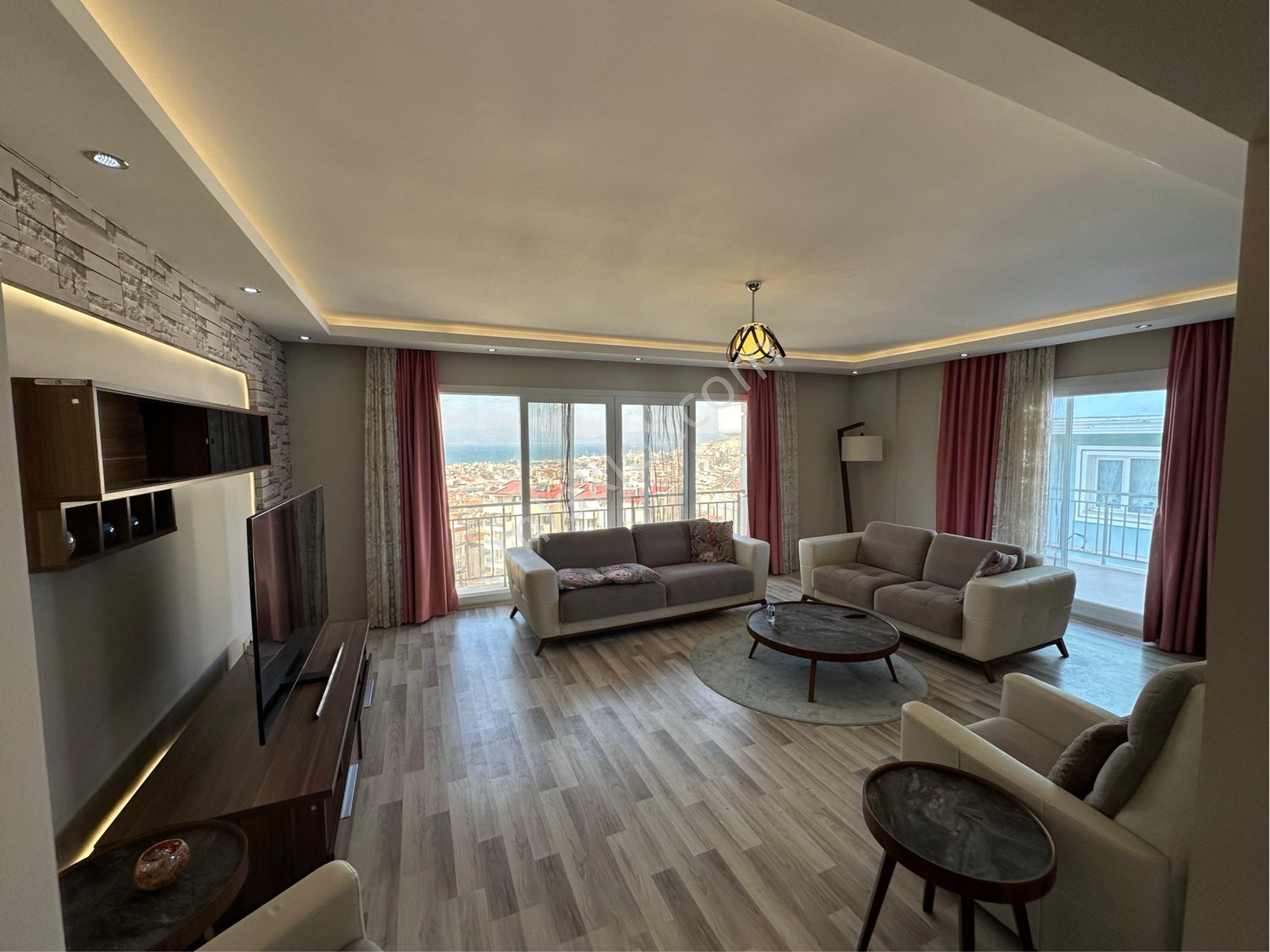 Kuşadası Satılık Deniz Manzaralı 3+1 Daire