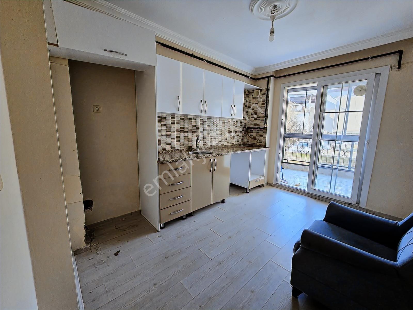 Remax Arma Dan Çamlıkule Mah1+1 50 M2 Girş Kat Kiralık Daire - Görsel 3