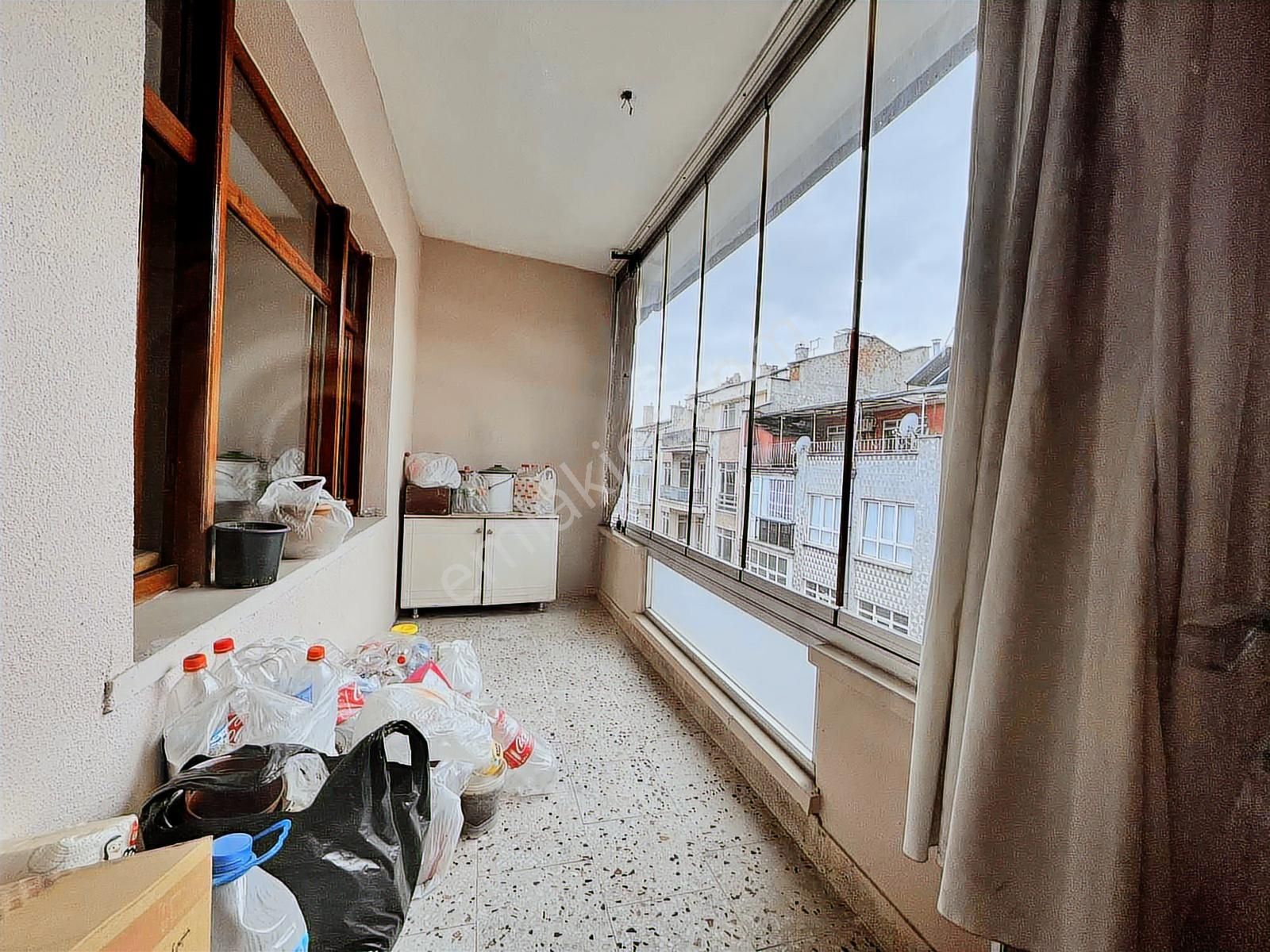 Cumhuriyet Mahallesinde Kaçırılmayacak 3+1 Fırsat Daire - Görsel 12