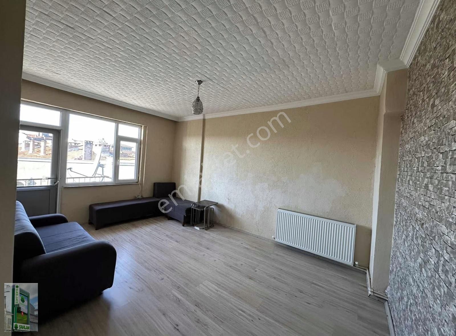 Şahlan Emlaktan Kiralık Cadde Üzeri Daire - Görsel 9