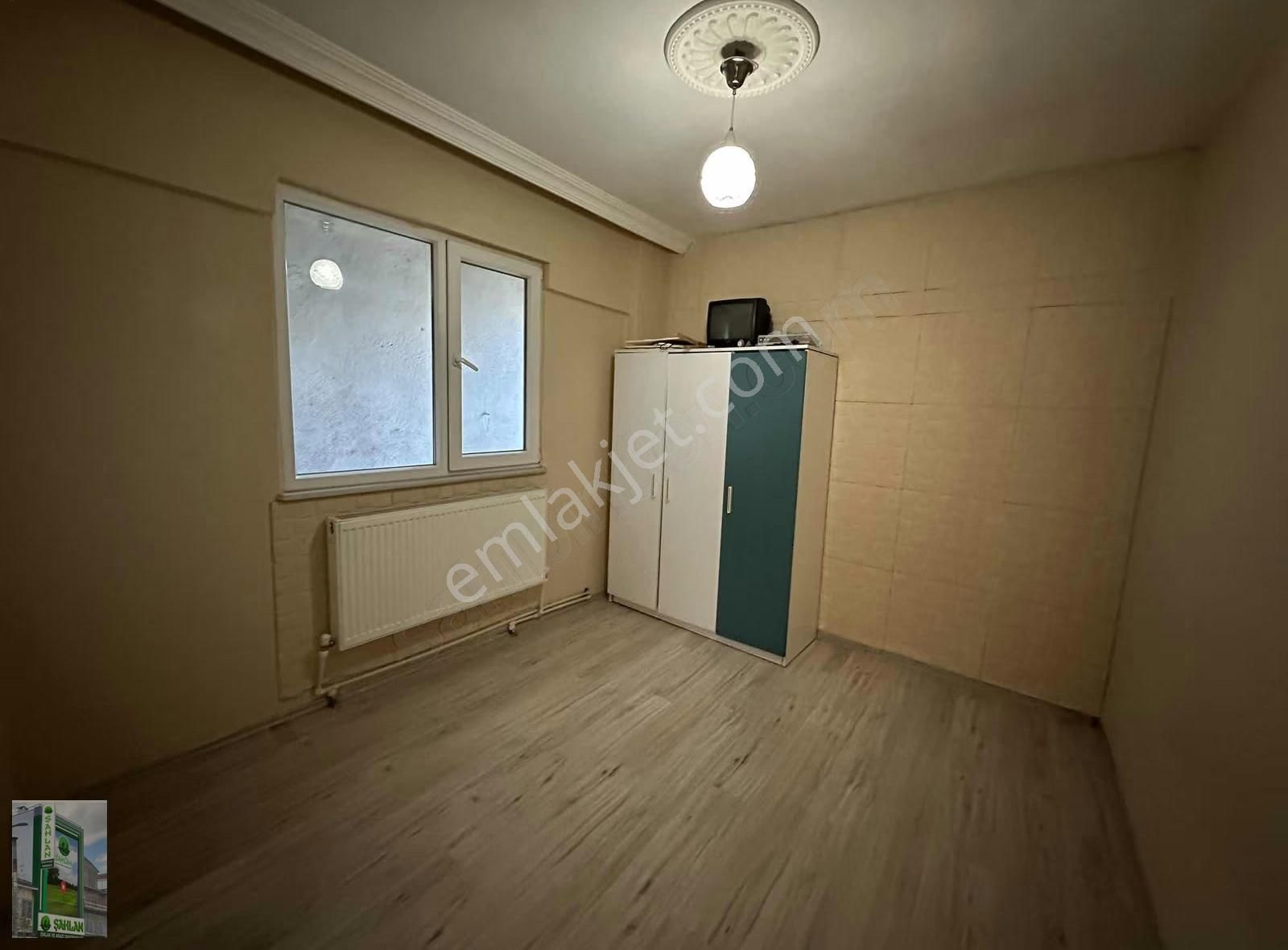 Şahlan Emlaktan Kiralık Cadde Üzeri Daire - Görsel 2