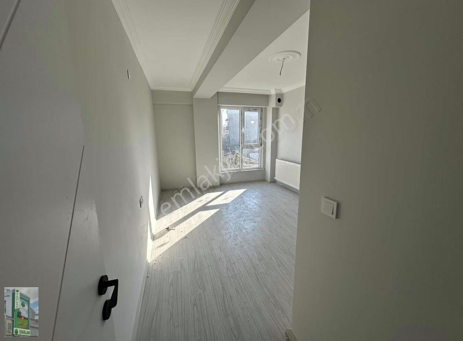 Şahlan Emlaktan Kiralık Arakat Sıfır Daire