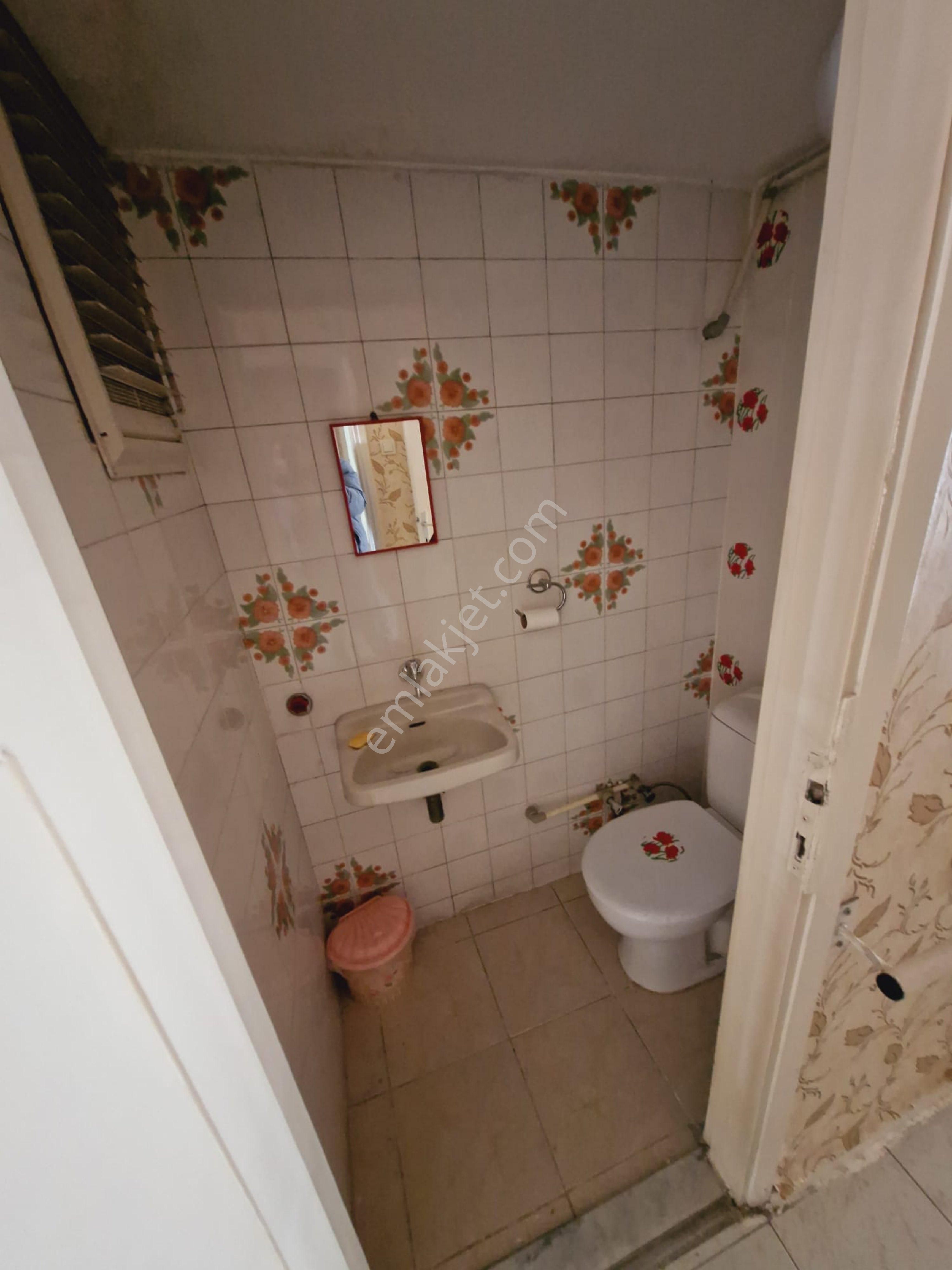 Üçyol Meydanda Cadde Üzeri 3+1 135m2 Arakat Ferah Daire - Görsel 23