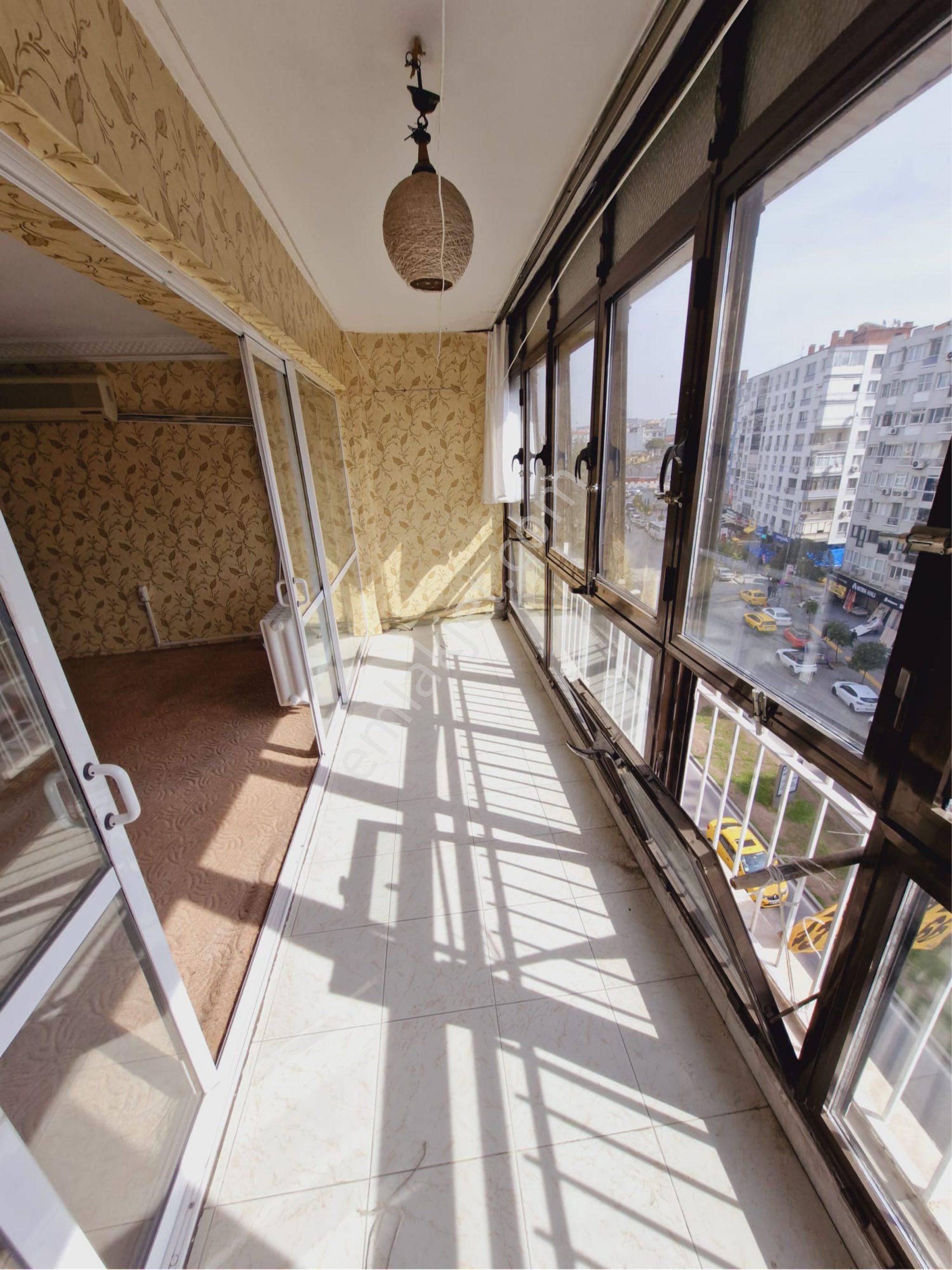 Üçyol Meydanda Cadde Üzeri 3+1 135m2 Arakat Ferah Daire - Görsel 21