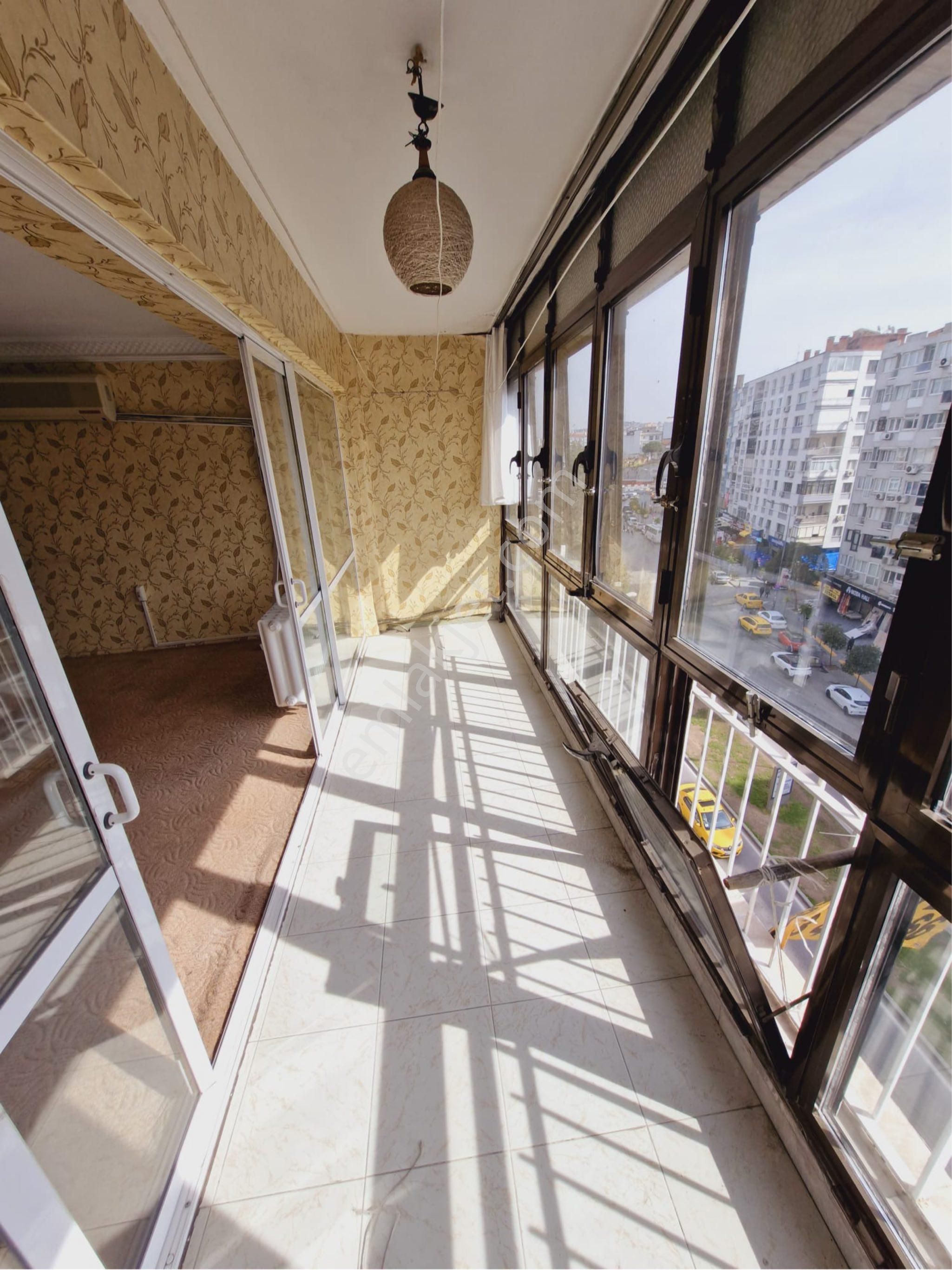 Üçyol Meydanda Cadde Üzeri 3+1 135m2 Arakat Ferah Daire - Görsel 22