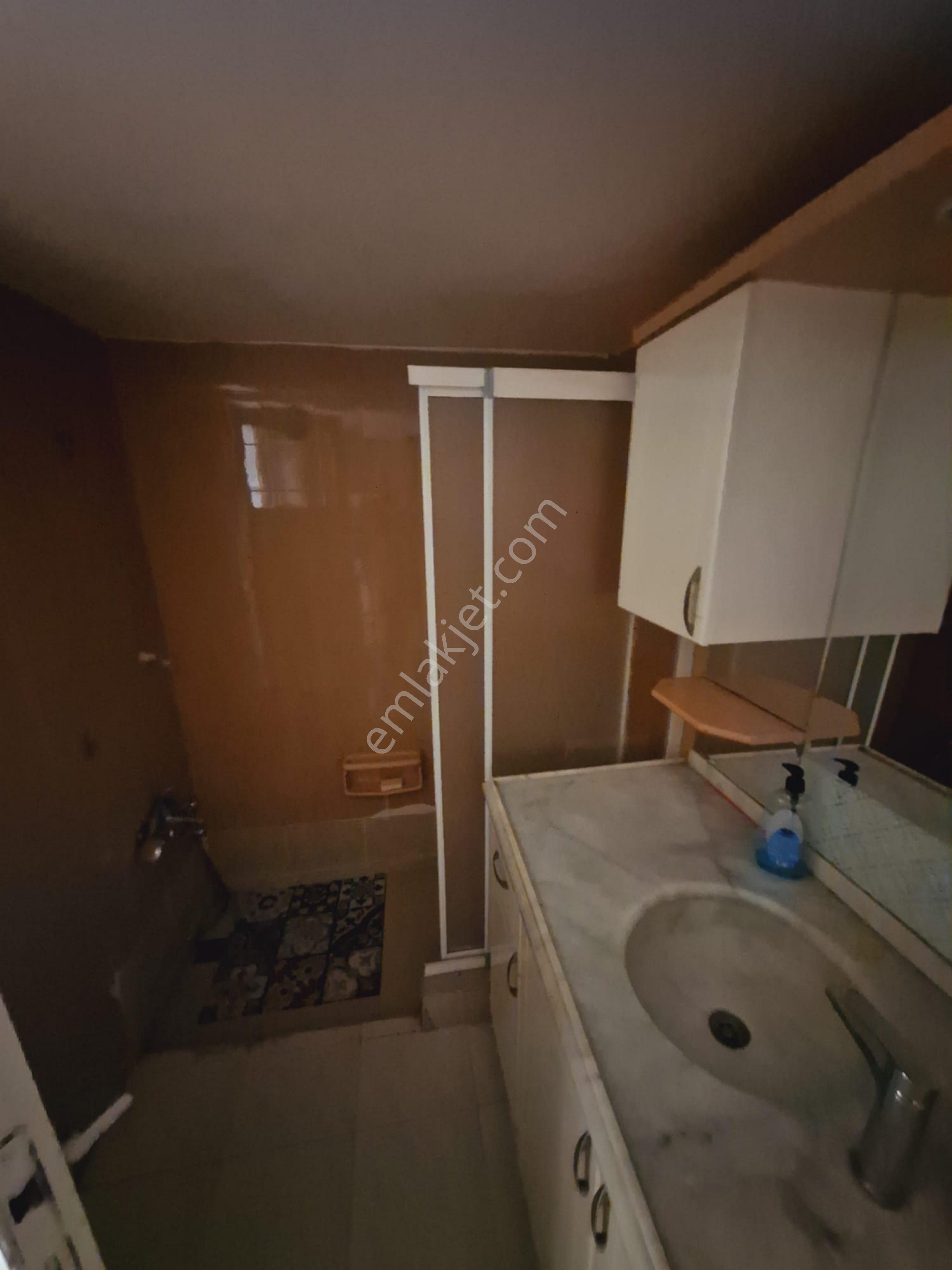 Üçyol Meydanda Cadde Üzeri 3+1 135m2 Arakat Ferah Daire - Görsel 18