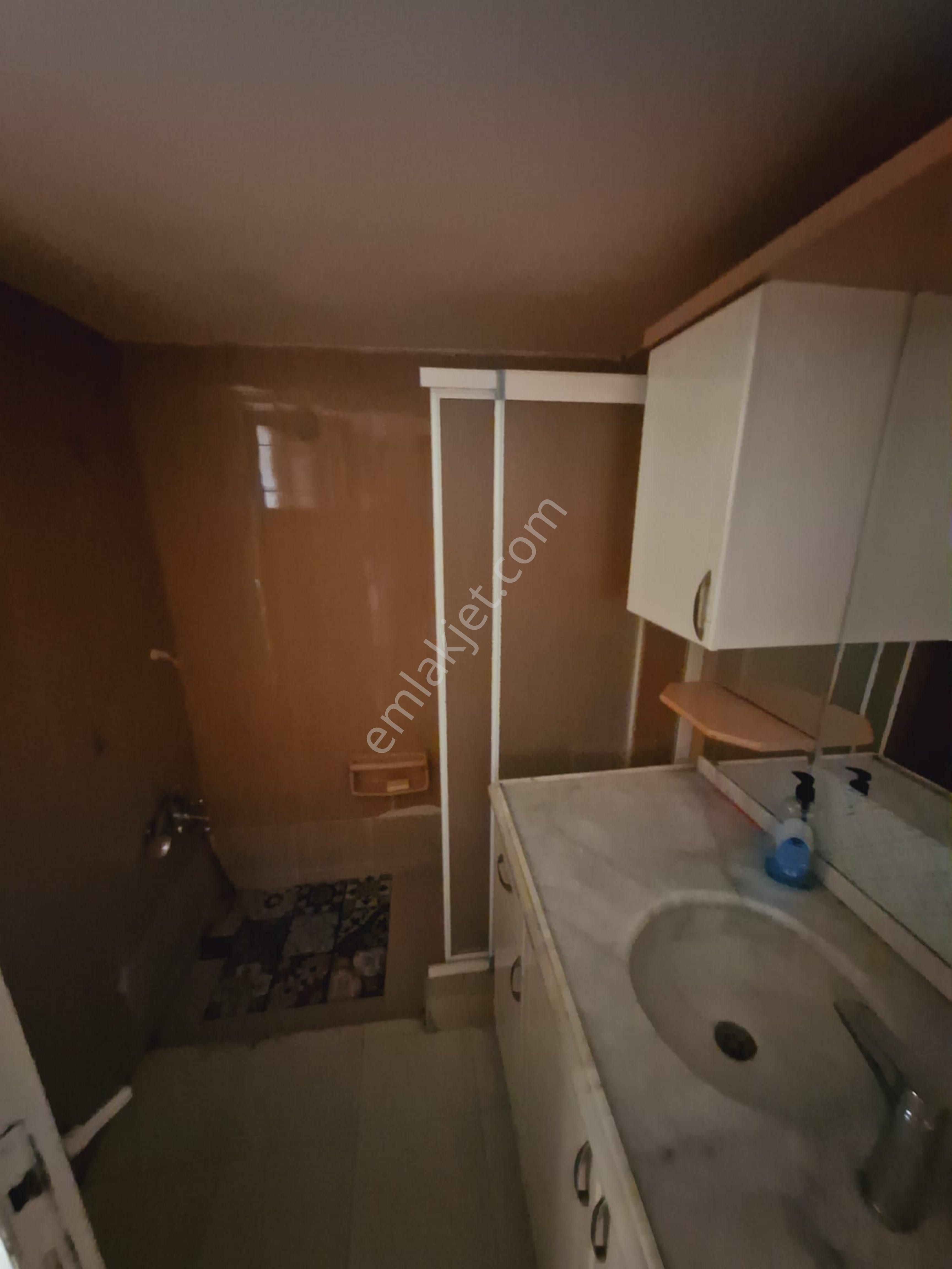 Üçyol Meydanda Cadde Üzeri 3+1 135m2 Arakat Ferah Daire - Görsel 17