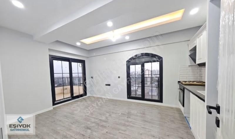 Torbalı Ayrancılar Inonu Mah.de Havuzlu Sıtede Kıralık 1+1 - Görsel 5