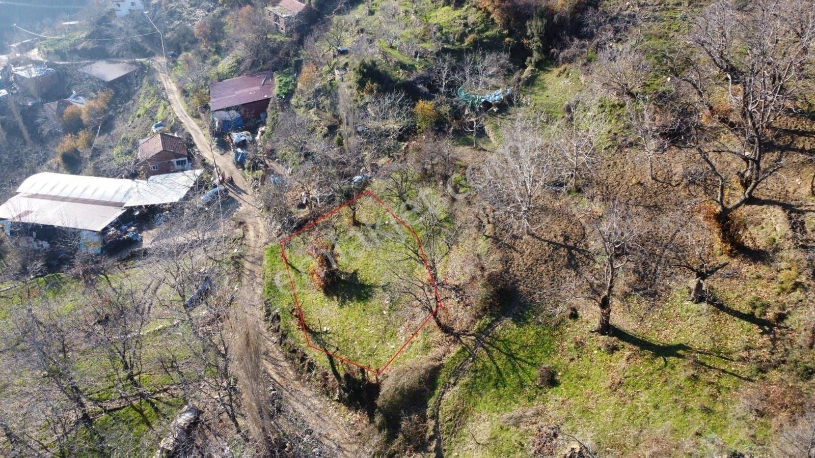Tire Küçükkemerdere'de Yatırımlık 638 M² Konut İmarlı Arsa, Ana Yola Yak İmarlı Arsa, Ana Yola Yakın - Görsel 2