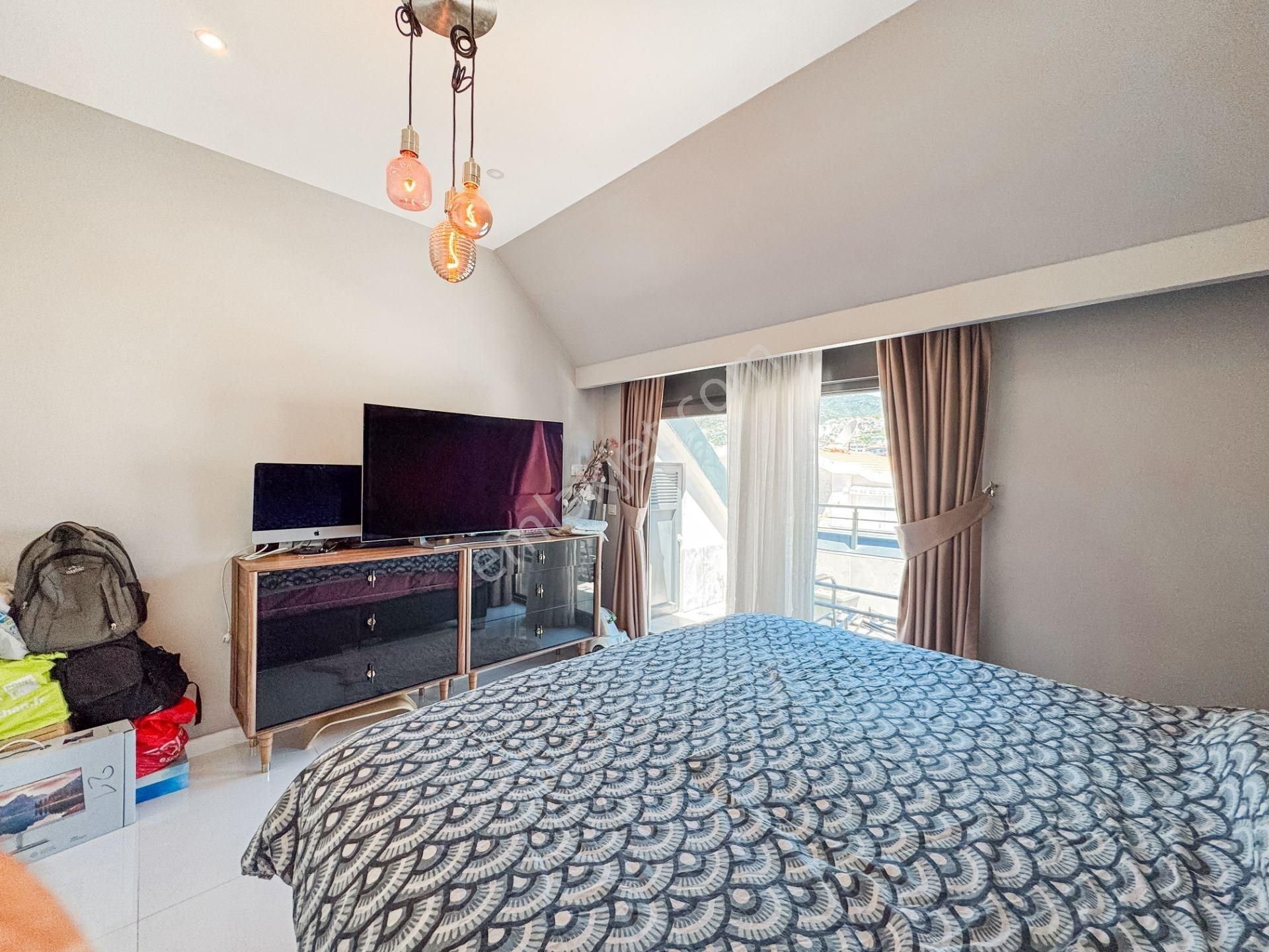 Alanya Güllerpinarı’nda| Eşyalı 2+1 Dubleks | Deniz Manzaralı Satılık Daire - Görsel 8