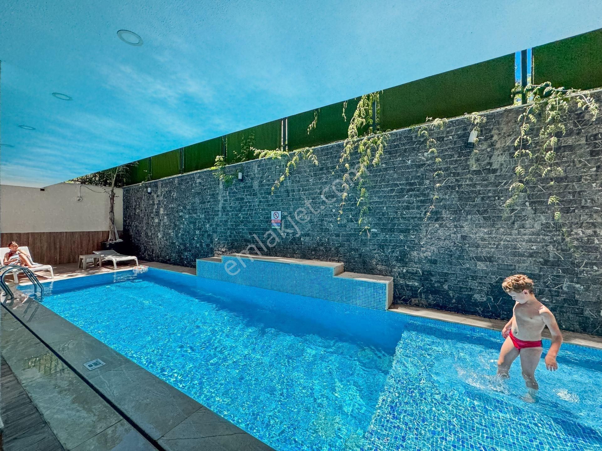 Alanya Güllerpinarı’nda| Eşyalı 2+1 Dubleks | Deniz Manzaralı Satılık Daire - Görsel 17