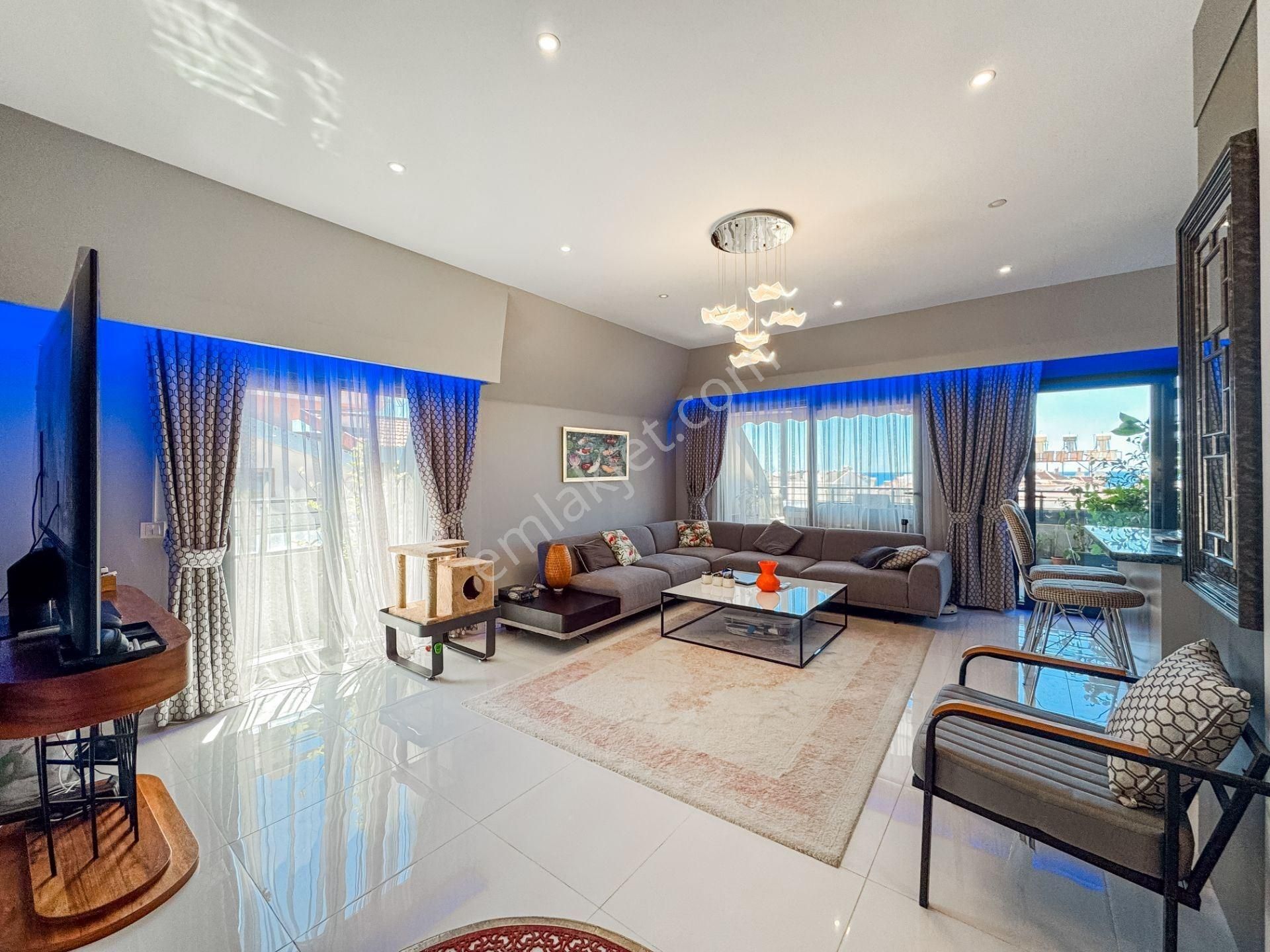 Alanya Güllerpinarı’nda| Eşyalı 2+1 Dubleks | Deniz Manzaralı Satılık Daire