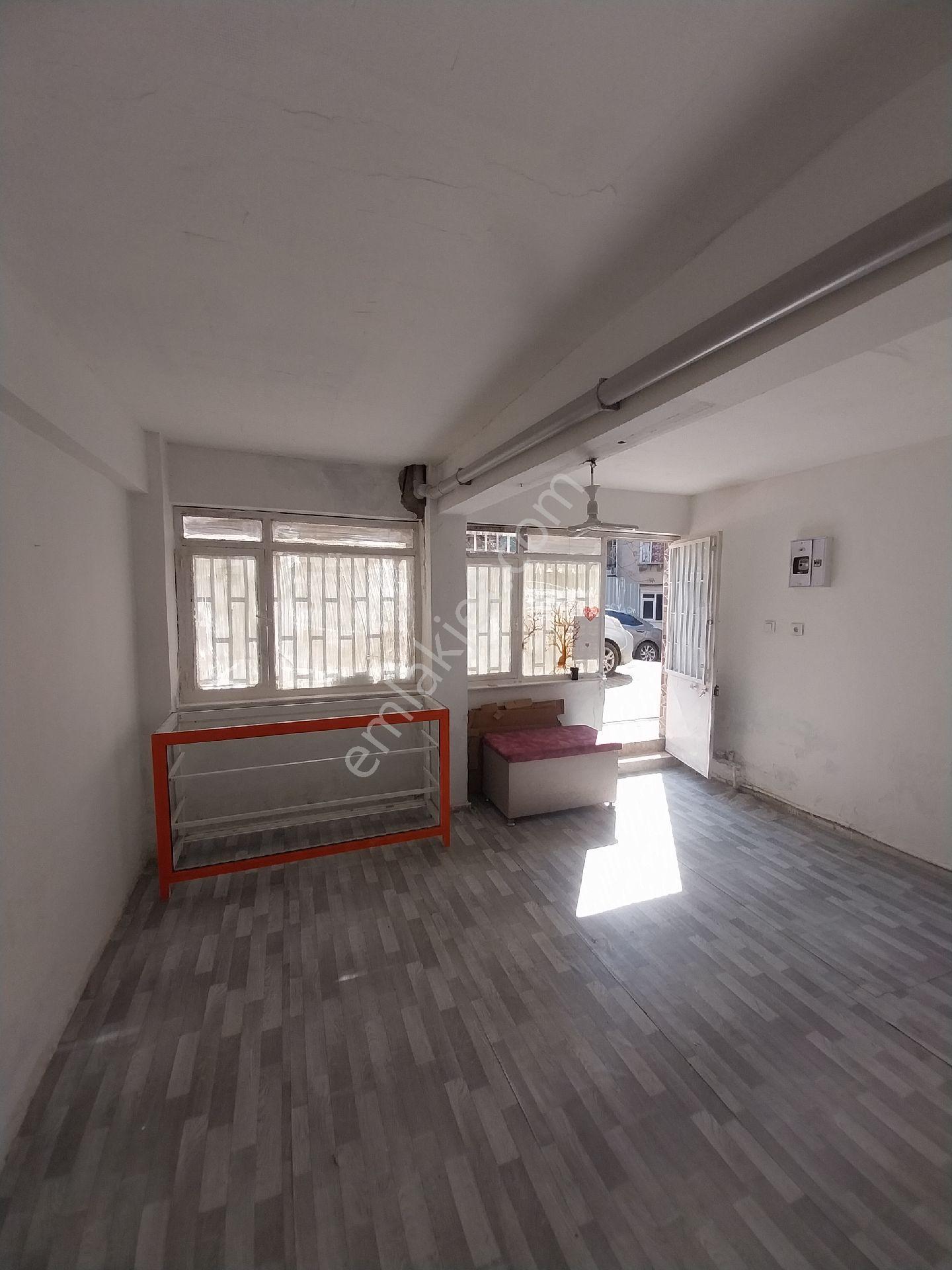 Tekirdağ Süleymanpaşa Gayrimenkulden Kiralık Dükkan 4000tl Kirası Ortacami Mah Selvi Sok 20 M2 - Görsel 20