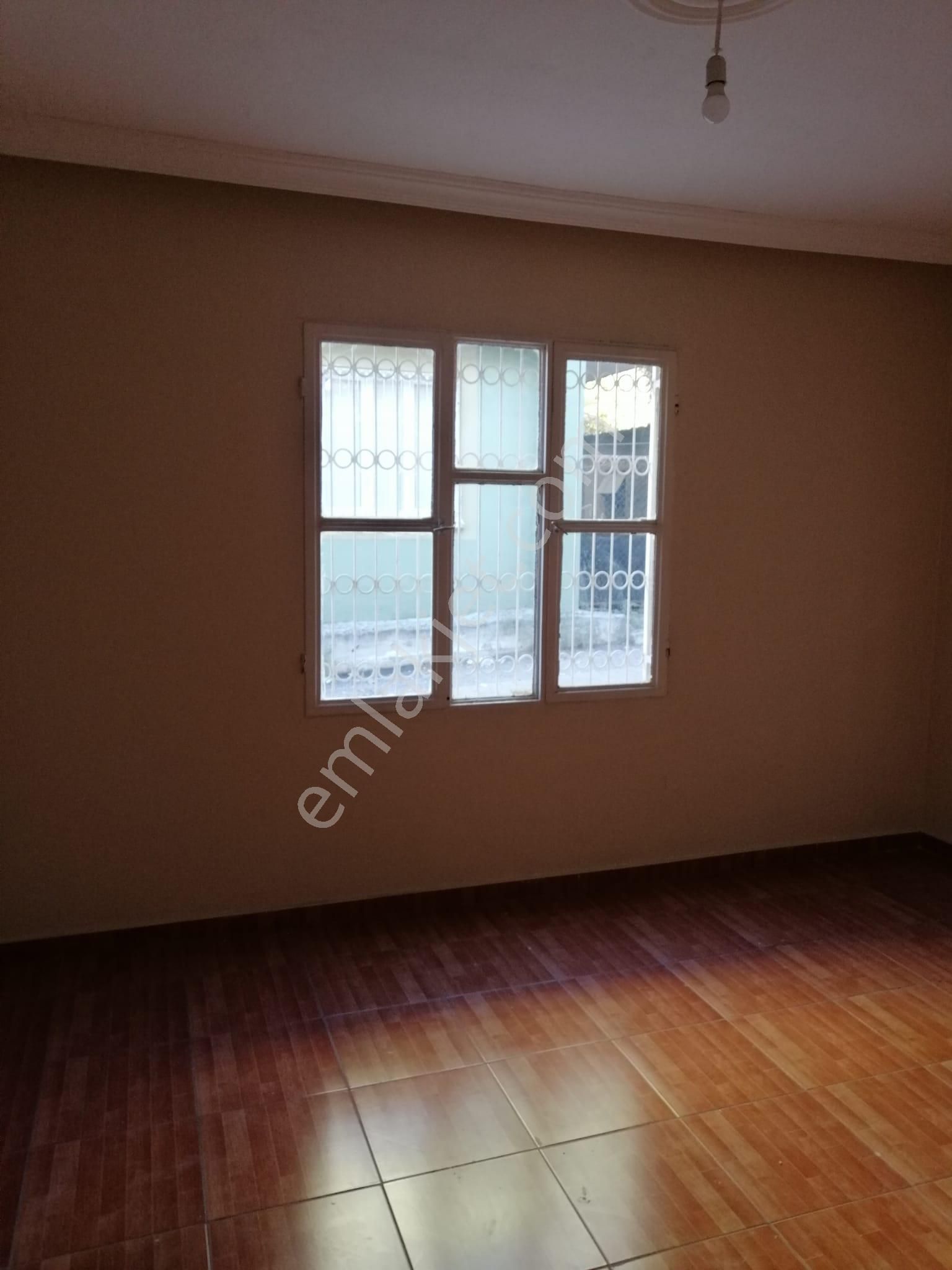 Adana Sarıçamda Kozan Yolunda Müstakil Tek Katlı Kiralık Doğalgazlı Kombili Kiralık Daire 3+1 - Görsel 9