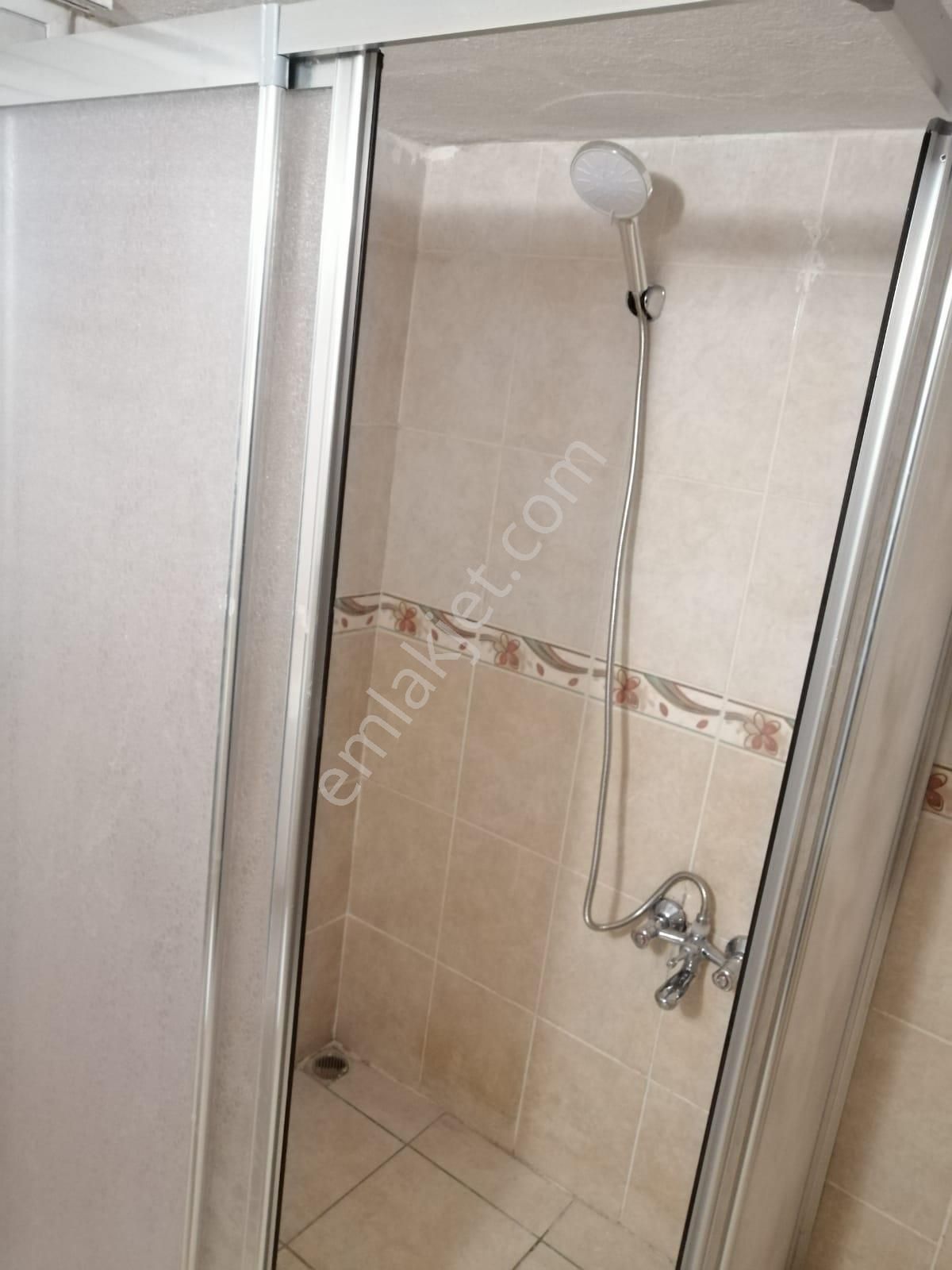 Adana Sarıçamda Kozan Yolunda Müstakil Tek Katlı Kiralık Doğalgazlı Kombili Kiralık Daire 3+1 - Görsel 2