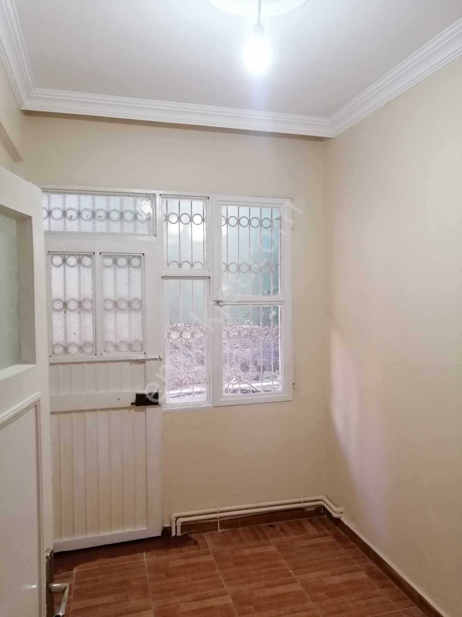 Adana Sarıçamda Kozan Yolunda Müstakil Tek Katlı Kiralık Doğalgazlı Kombili Kiralık Daire 3+1 - Görsel 12