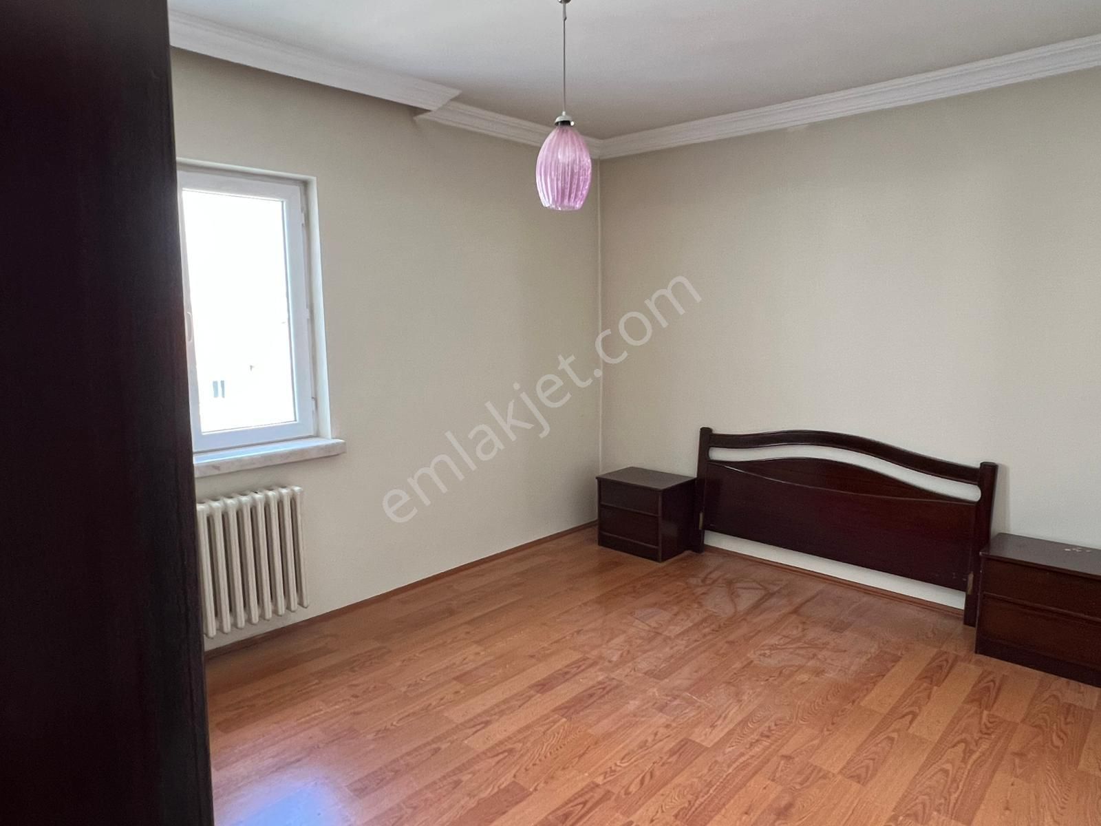 Emekevler Sitesinde 2+1 Full Yapılı Üst Kat Merkezi Sistem - Görsel 17