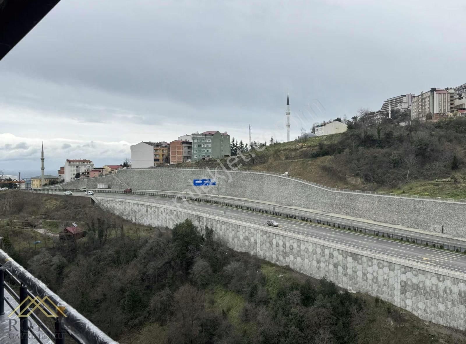 Trabzon Bahçecik Kanuni Bulvarı Üzeri Satılık 1+1 Daire - Görsel 9