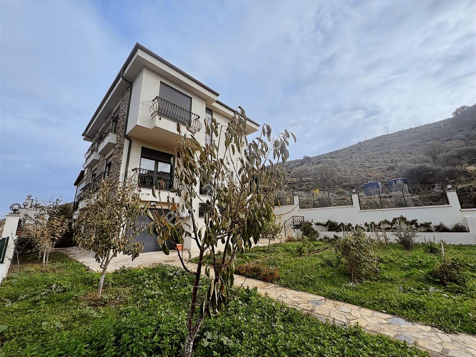 Ambarcı'dan Panoramik Manzaralı Satılık Tam Müstakil Villa - Görsel 3