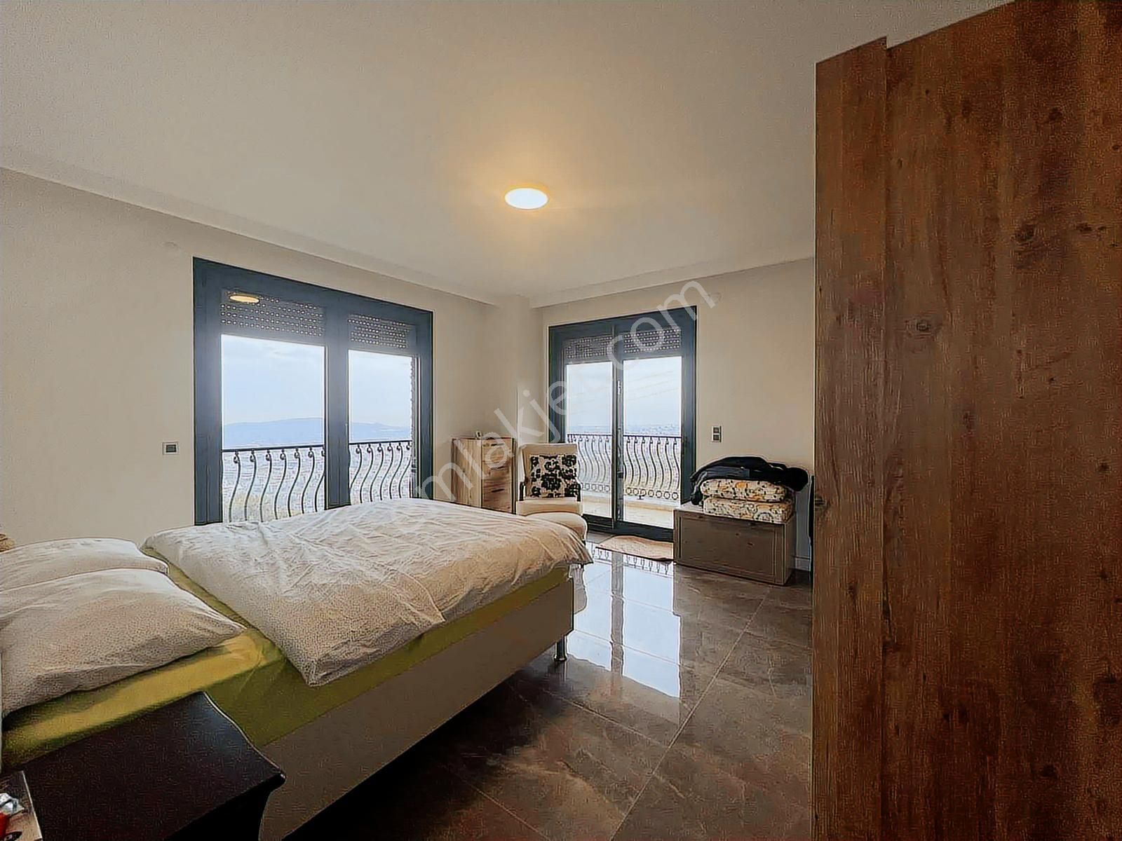 Ambarcı'dan Panoramik Manzaralı Satılık Tam Müstakil Villa - Görsel 5