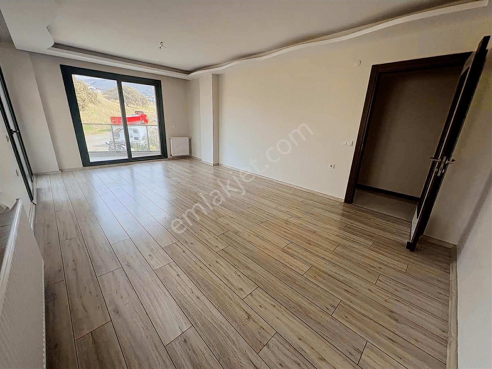 Ambarcı'dan Yelki Merkezde Kiralık 3+1 Daire - Görsel 3