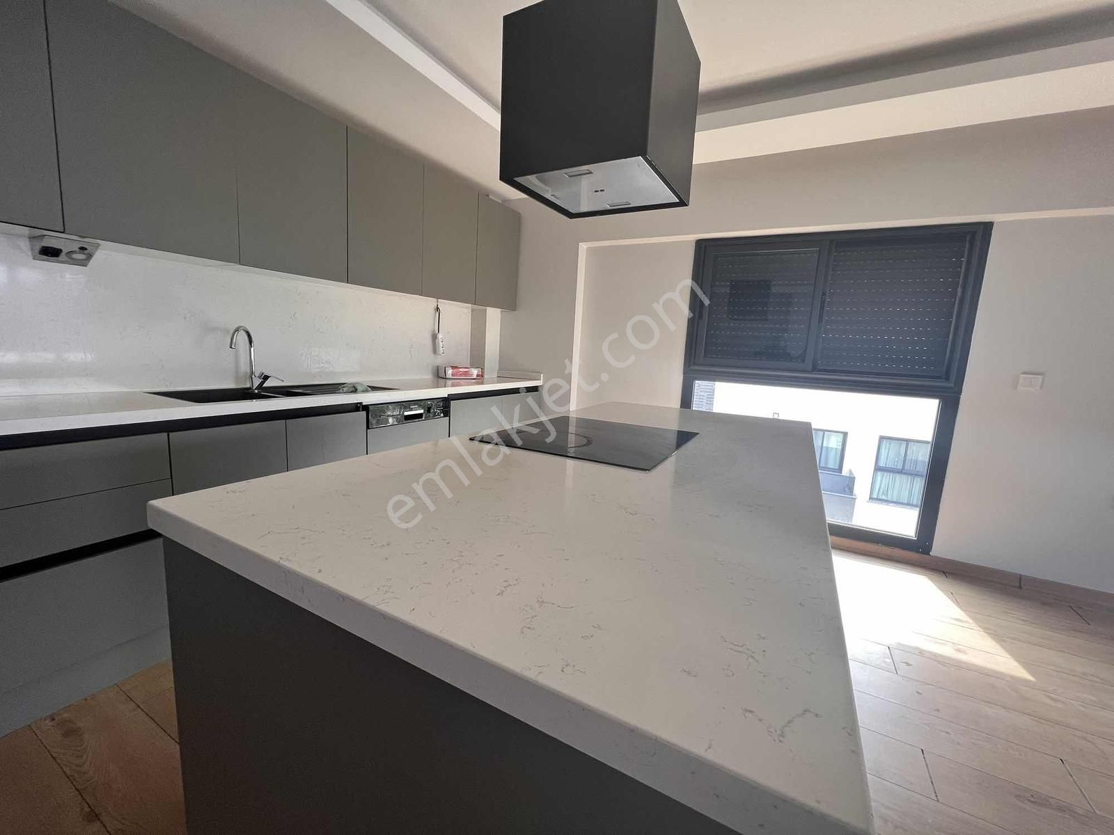 Ambarcı'dan Havuzlu Butik Sitede Kiralık 3+1 Teras Dubleksi - Görsel 22