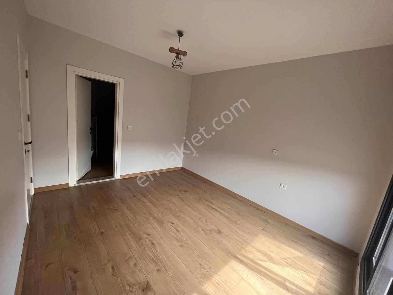 Ambarcı'dan Havuzlu Butik Sitede Kiralık 3+1 Teras Dubleksi - Görsel 26