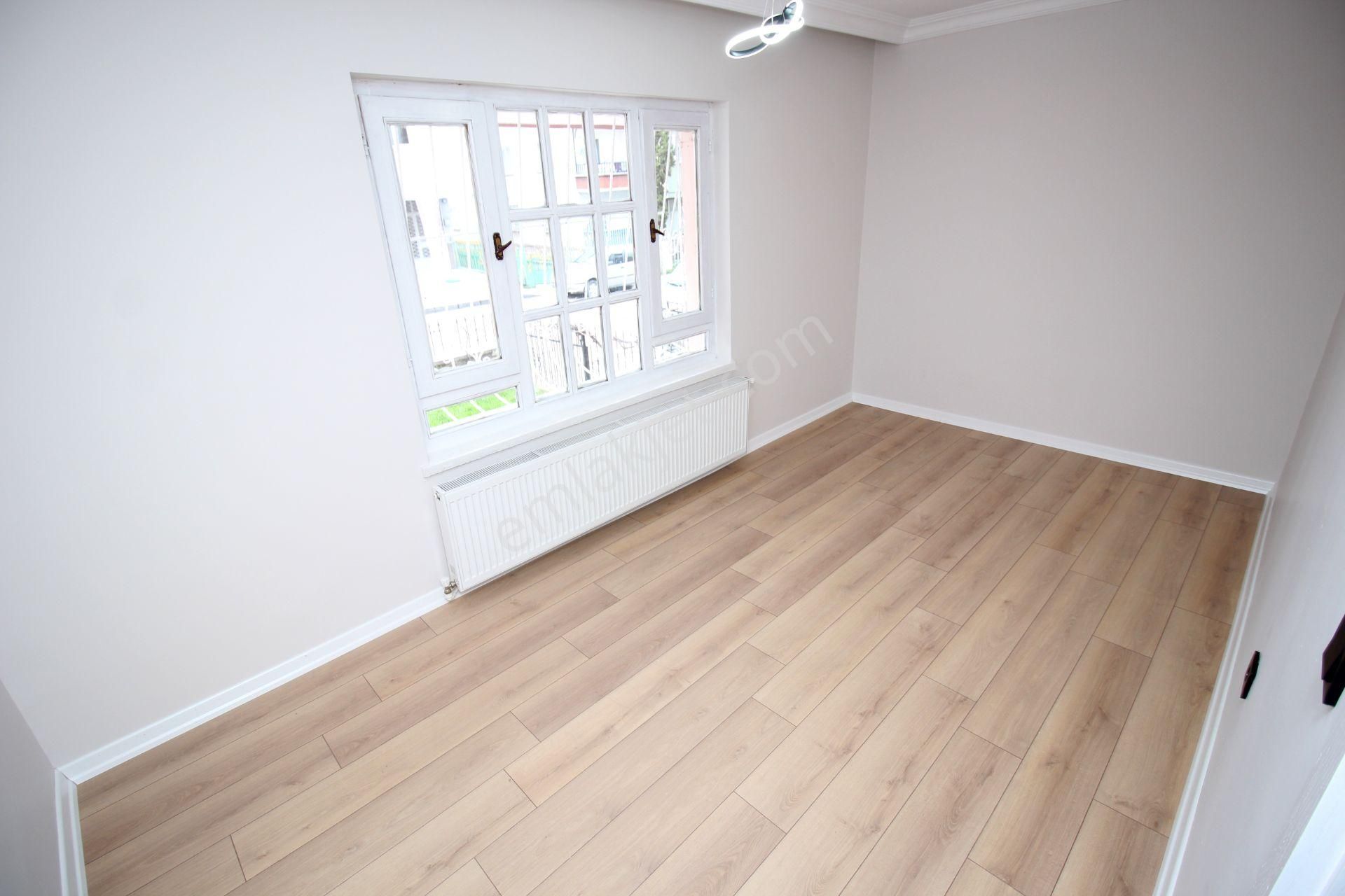 Emre Emlak'tan Mareşal Çakmak'ta Oturuma Hazır 3+1 Satılık Daire - Görsel 6