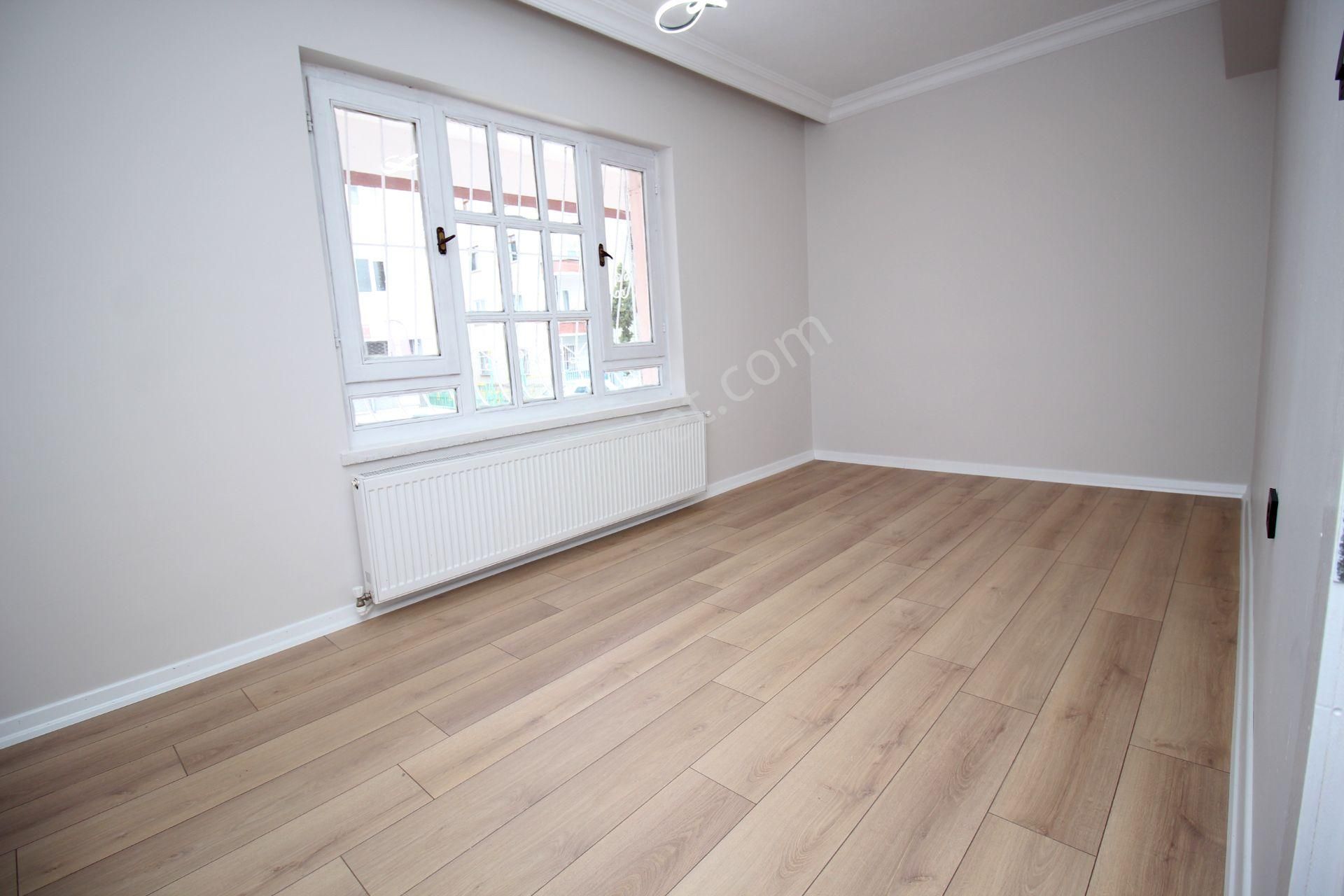 Emre Emlak'tan Mareşal Çakmak'ta Oturuma Hazır 3+1 Satılık Daire - Görsel 7