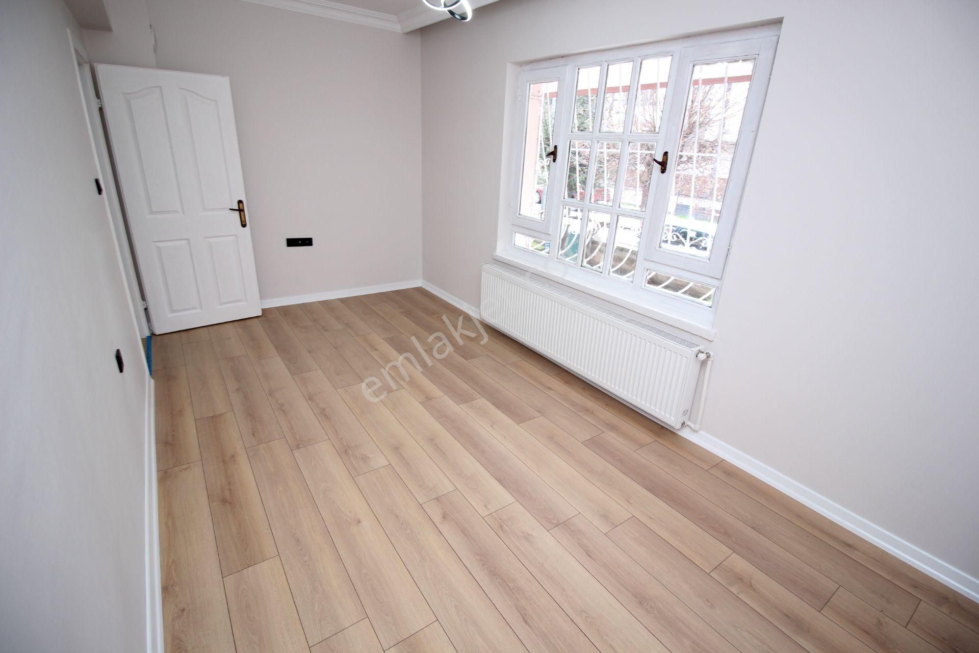 Emre Emlak'tan Mareşal Çakmak'ta Oturuma Hazır 3+1 Satılık Daire - Görsel 9