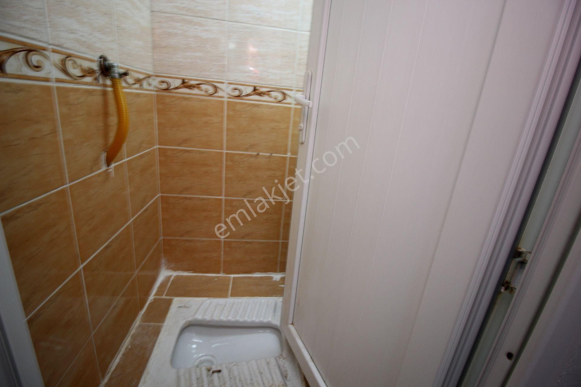 Emre Emlak'tan Mareşal Çakmak'ta Oturuma Hazır 3+1 Satılık Daire - Görsel 20