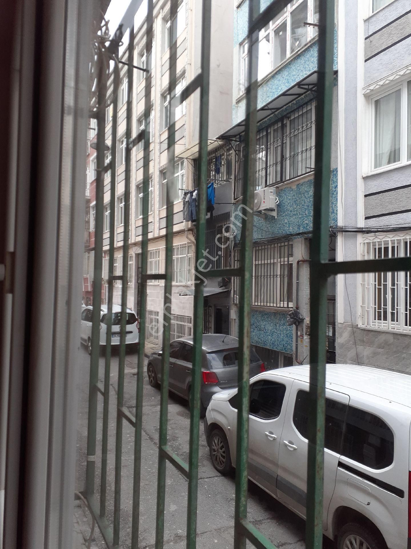 Fatih Kocamustafapaşa Merkezi Konumda Memur Bekara Uygun Boş Daire.... - Görsel 12