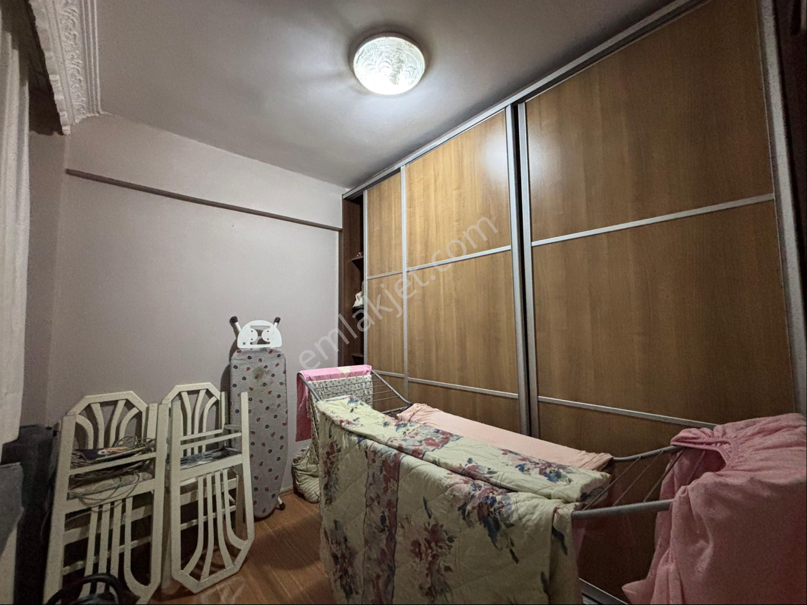 Alsancak Gazi Hastanesi 3+1 2.kat Kombili Boş Satılık Daire - Görsel 3