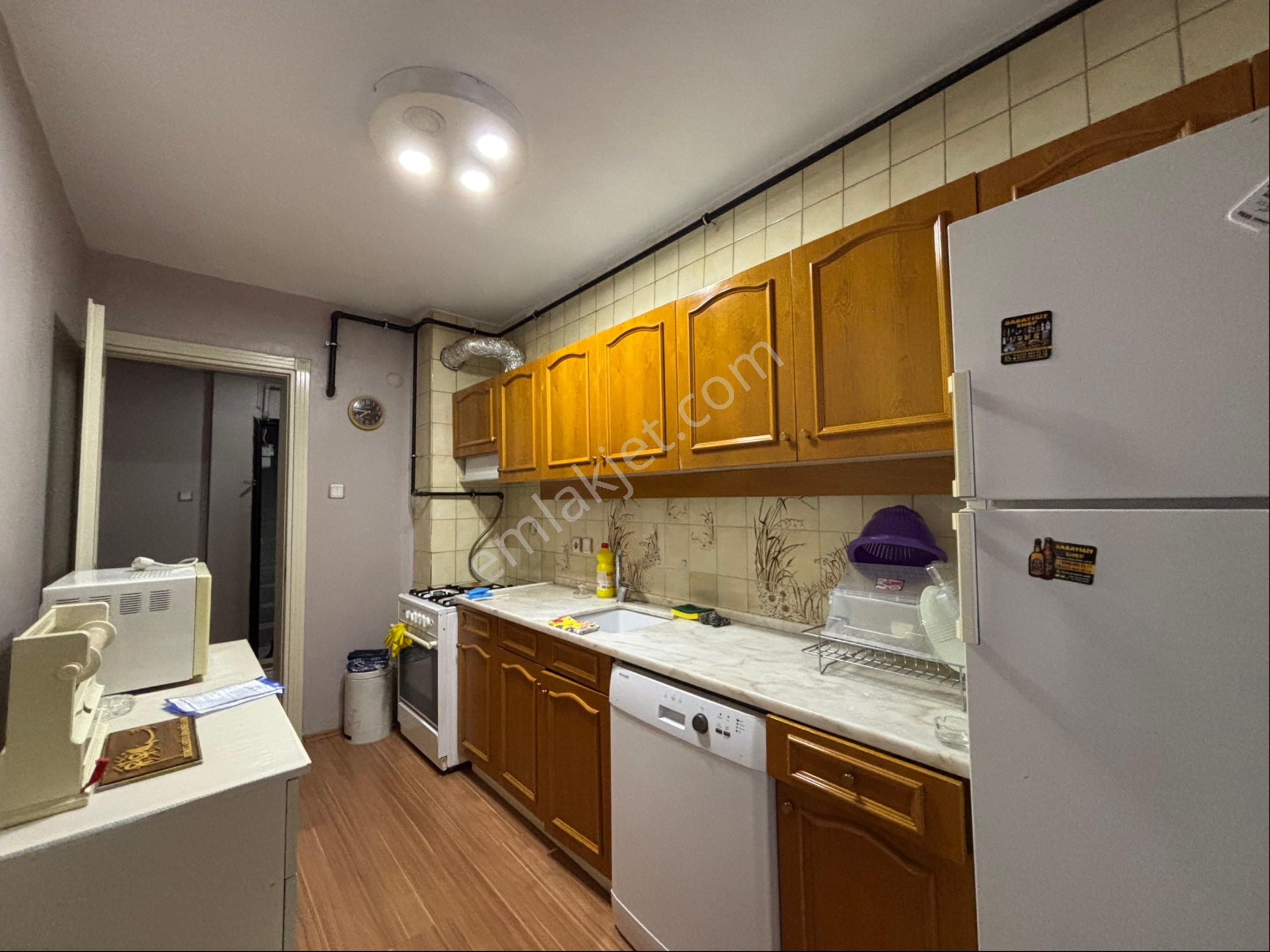 Alsancak Gazi Hastanesi 3+1 2.kat Kombili Boş Satılık Daire - Görsel 15