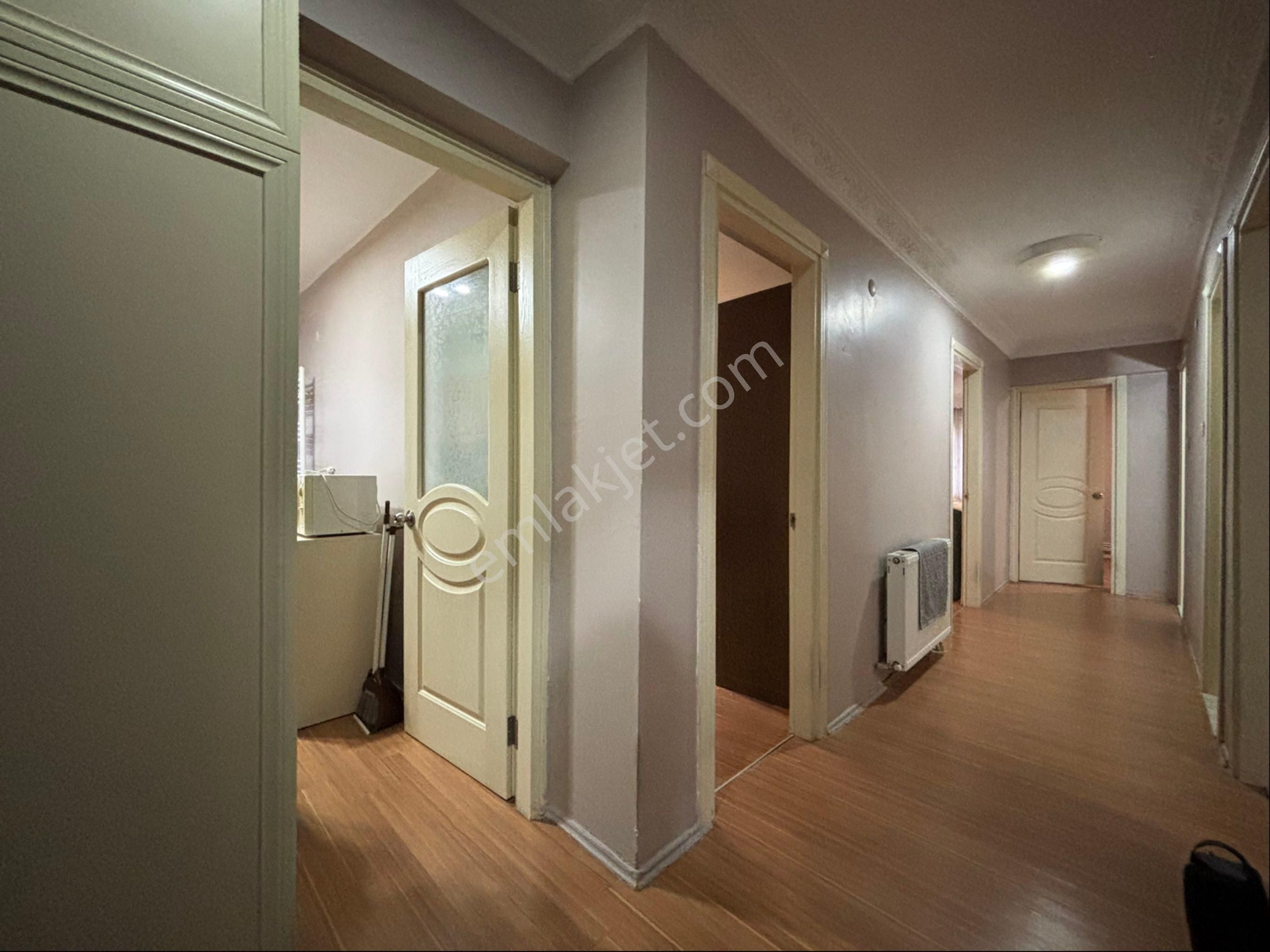 Alsancak Gazi Hastanesi 3+1 2.kat Kombili Boş Satılık Daire - Görsel 9