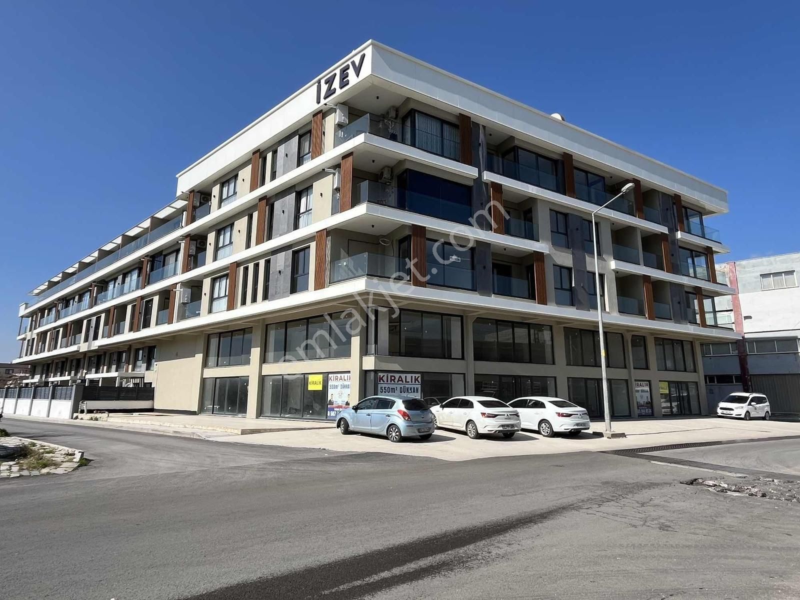 Havuz Manzaralı Lüx Daire - Görsel 9