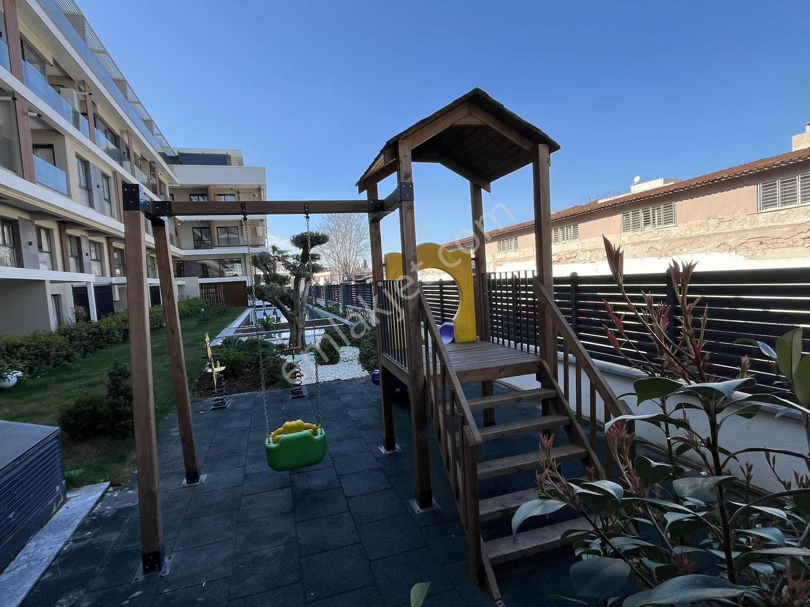 Havuz Manzaralı Lüx Daire - Görsel 26