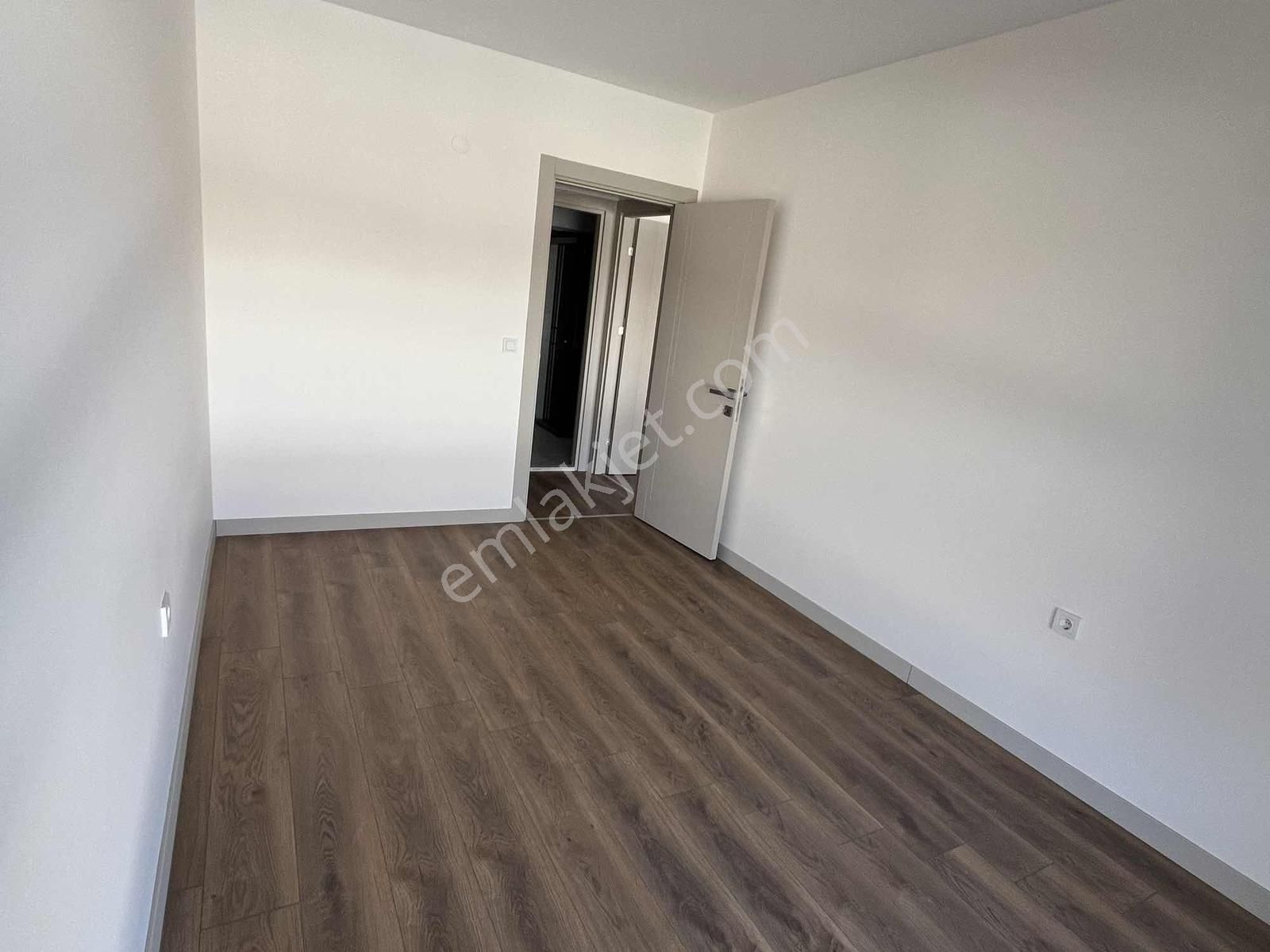 Havuz Manzaralı Lüx Daire - Görsel 13