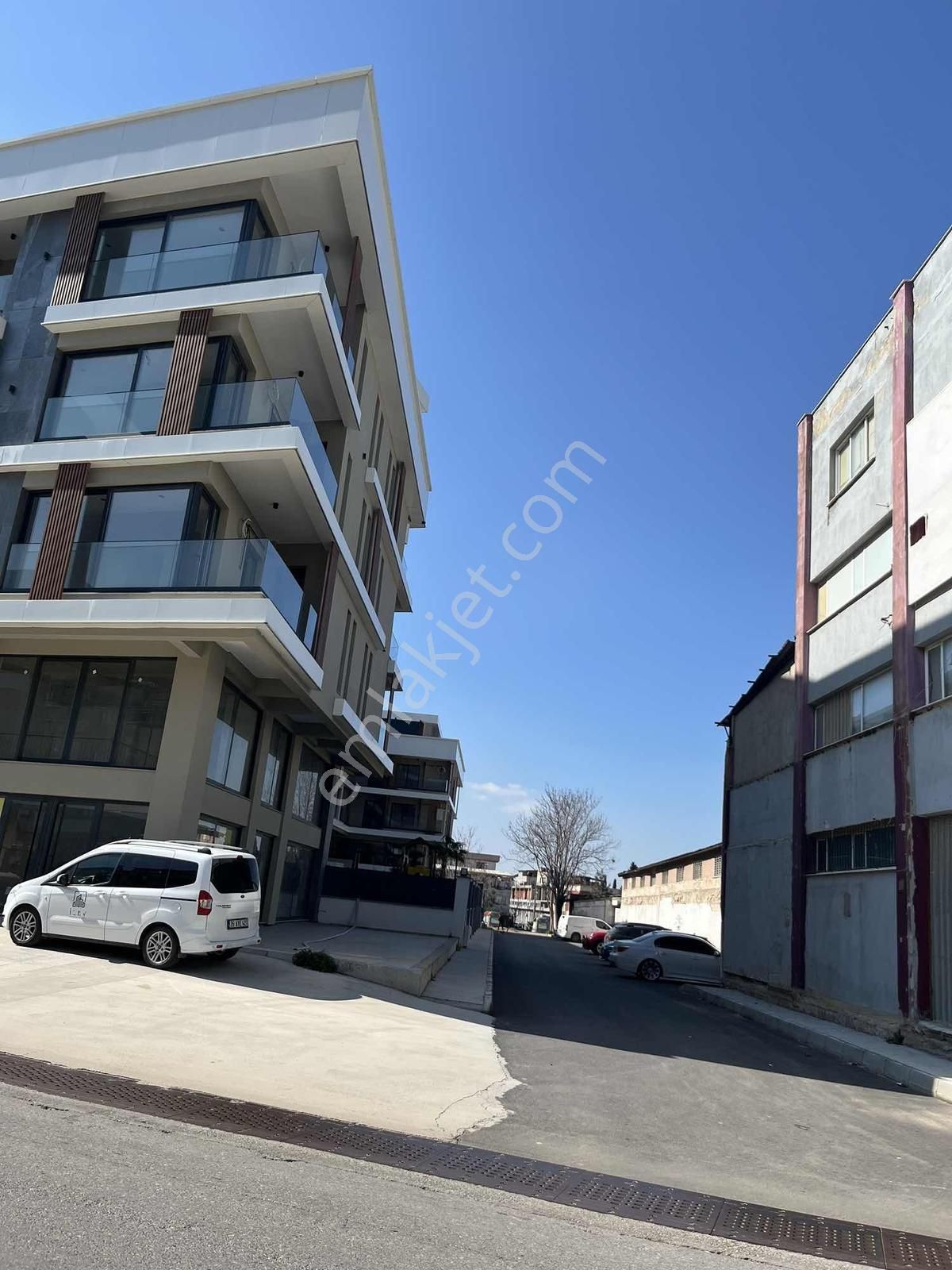 Havuz Manzaralı Lüx Daire - Görsel 6