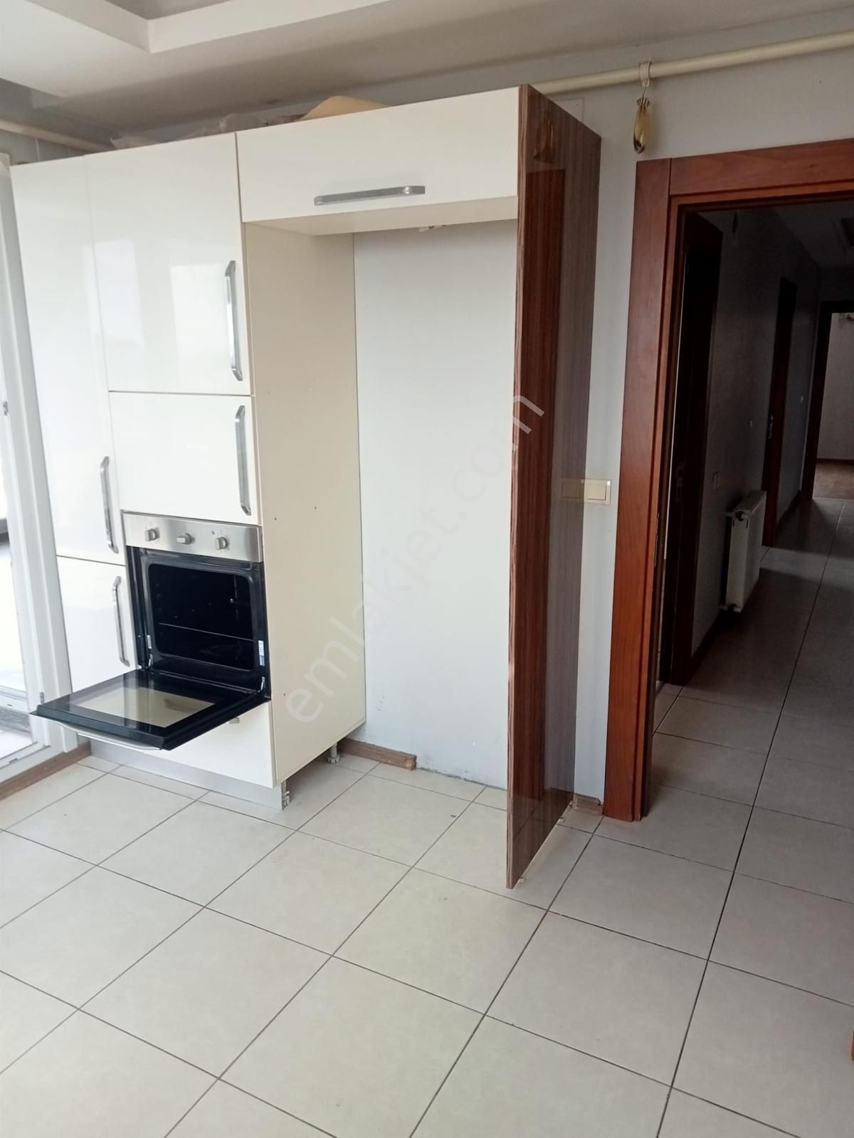 Belediye Evl.de 3+1 Doğalgazlı Havuzlu Ful Donatılı Daire - Görsel 3