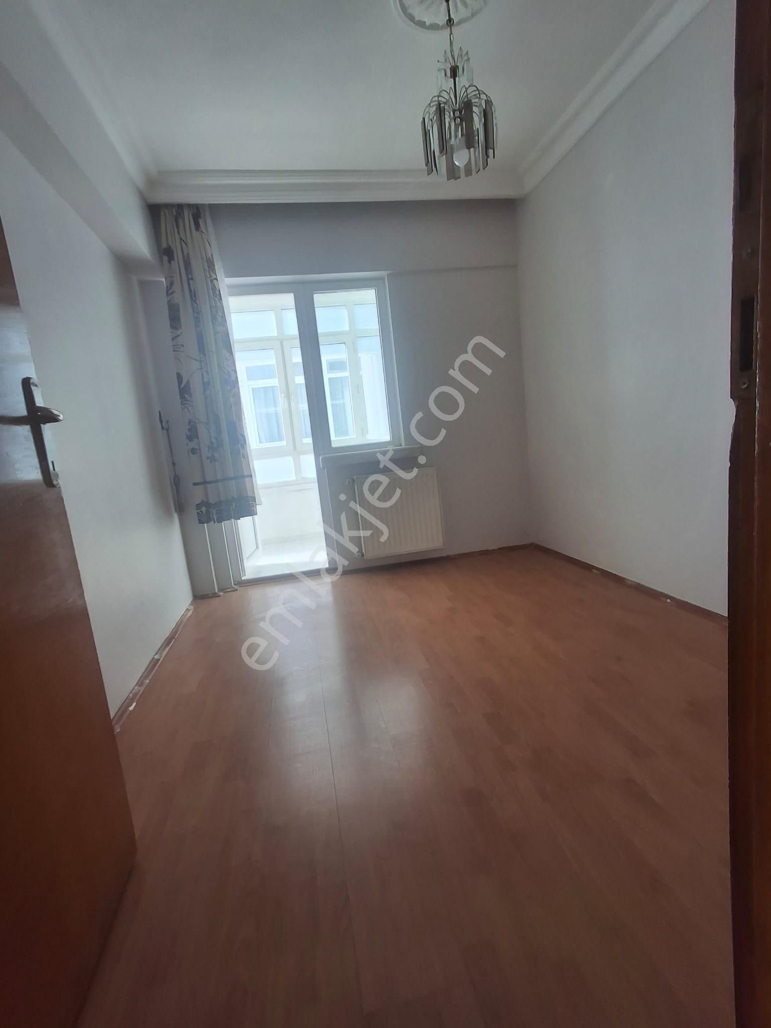 Er Emlak 'dan G.z.d. Mh. N.yolu Cd'ne Yakın Güney Cephe Kiralık Daire - Görsel 7