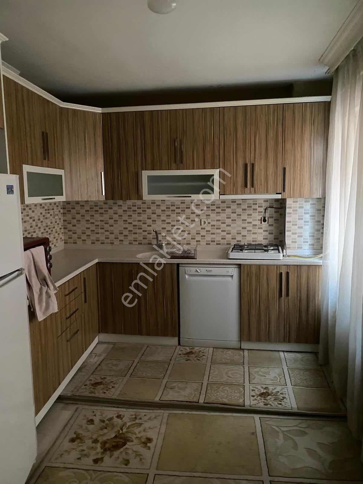 Ulucan'dan İnegöl Merkezde Eşyalı Kiralık 2+1 Daire - Görsel 3