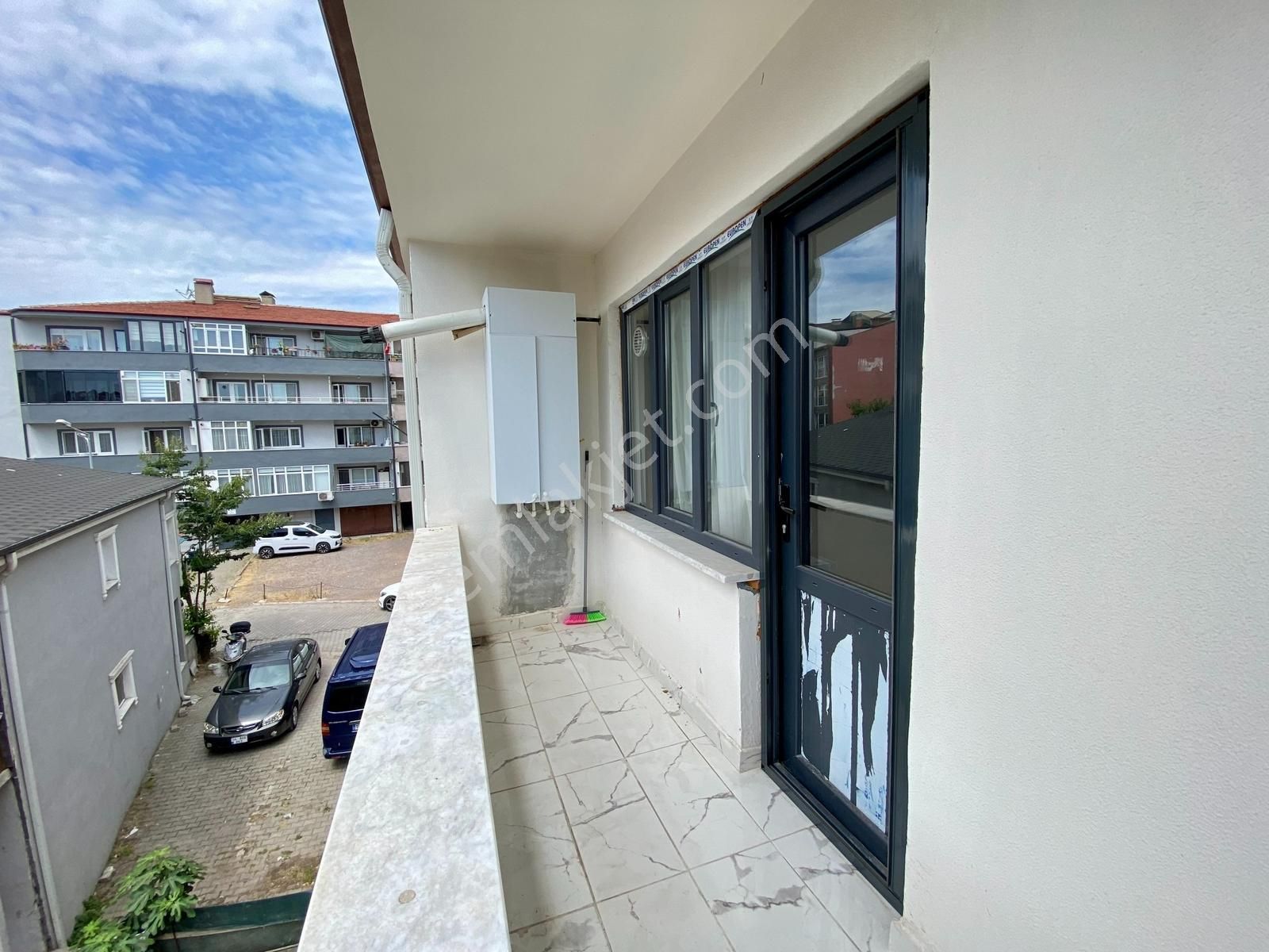 Kent Meydanı'na 600 M.geniş-ferah 1+1 Eşyalı Kiralık Daire - Görsel 2